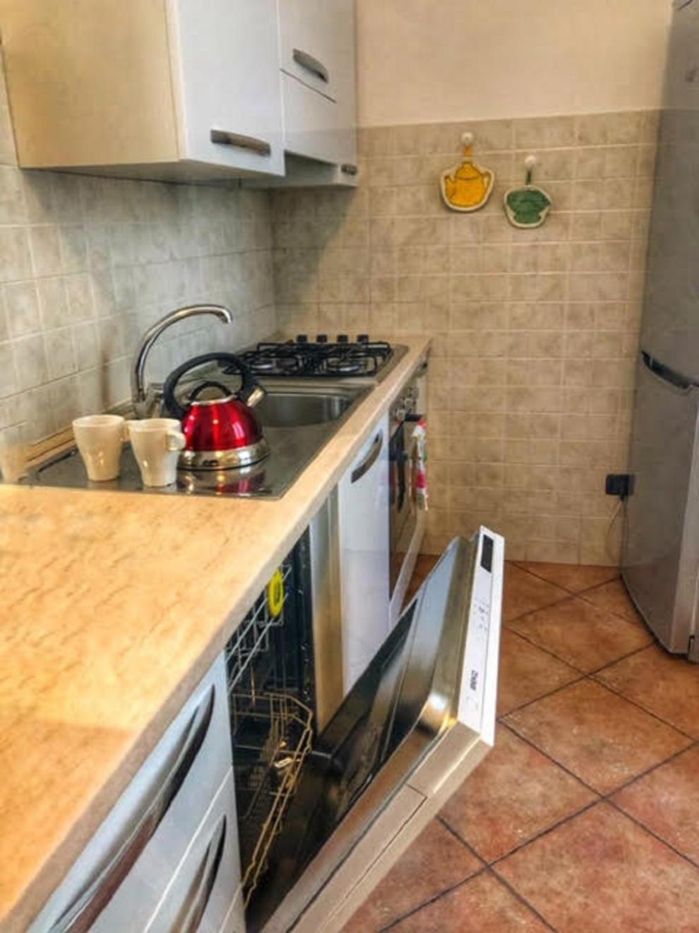 Kitchen or kitchenette