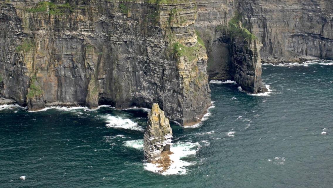 Lorna's Apartment Self Catering Holiday Home