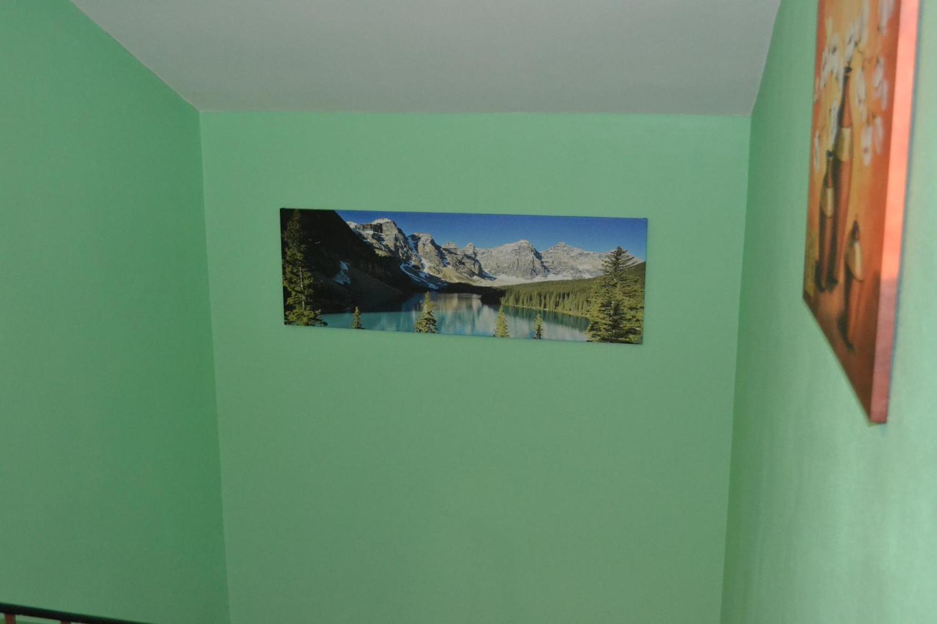 Three-Bedroom Apartment with Balcony