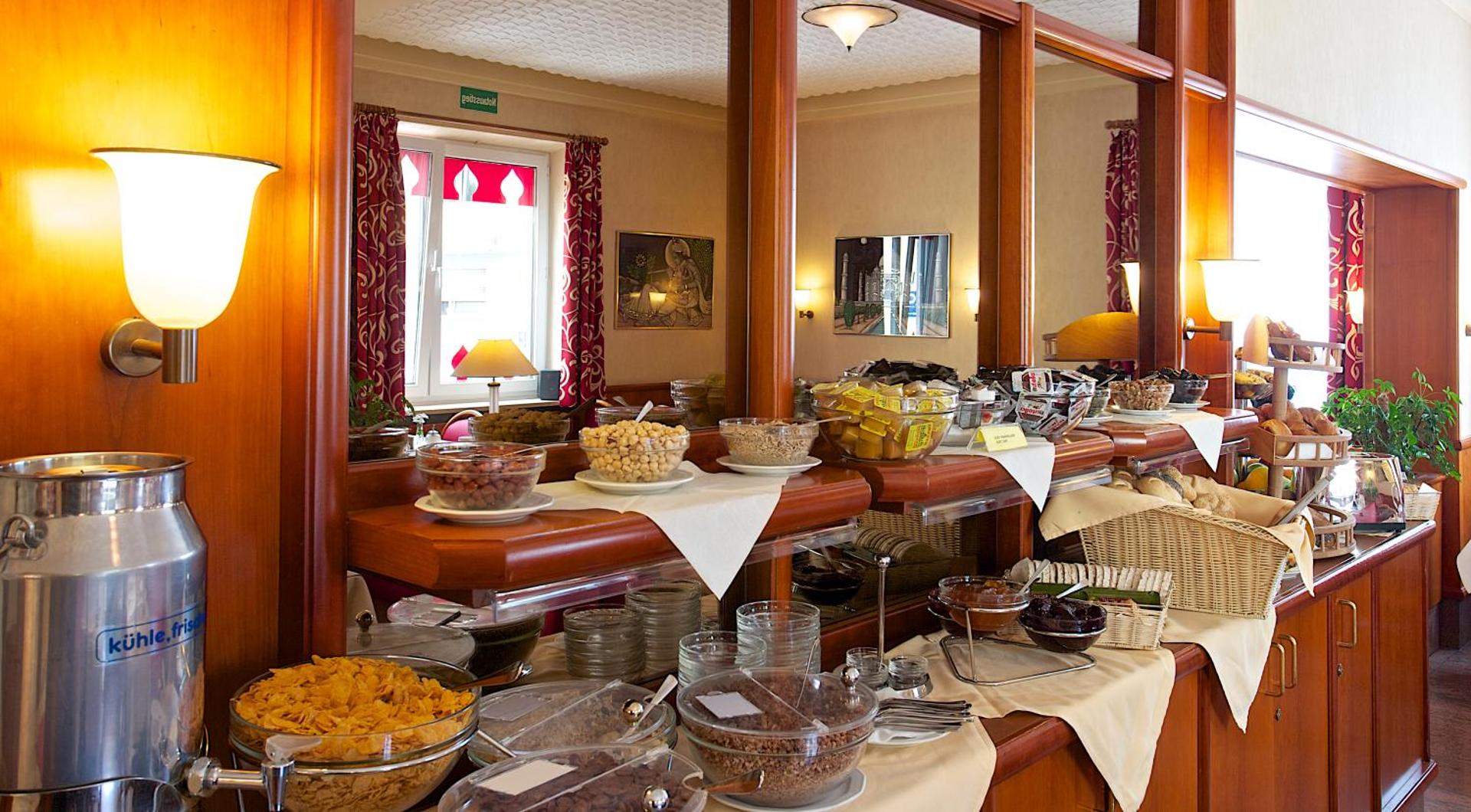 Restaurant/places to eat