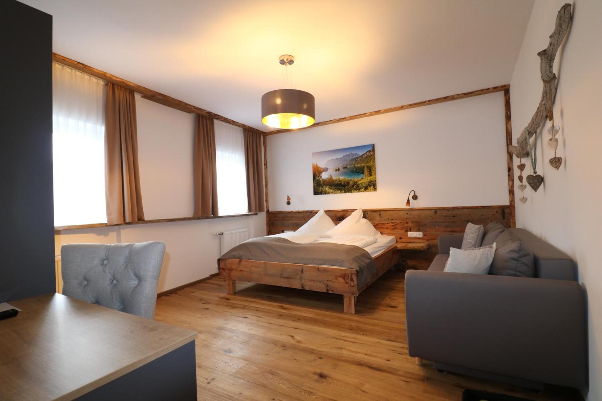 Photo of the whole room