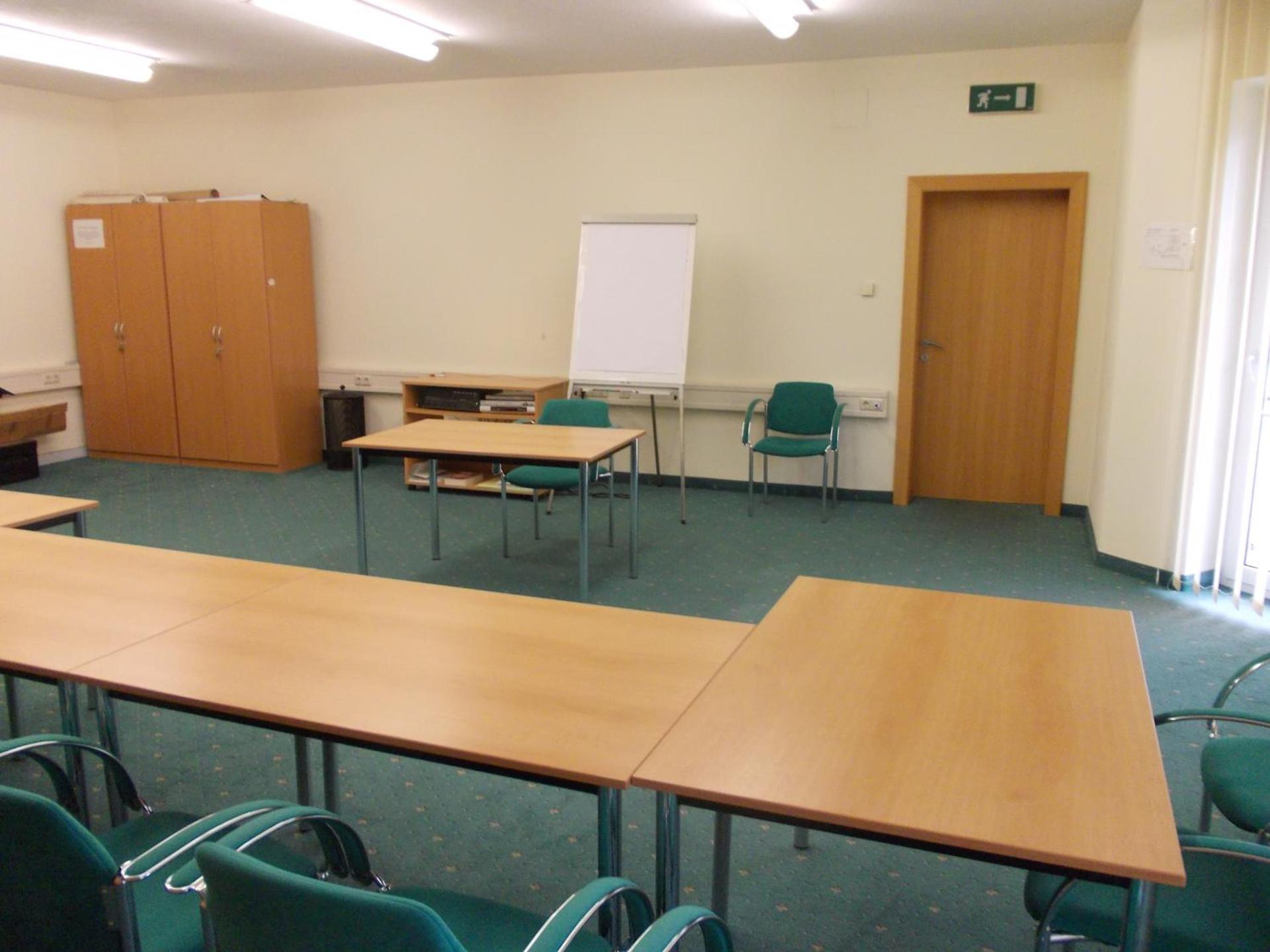 Meeting/conference room