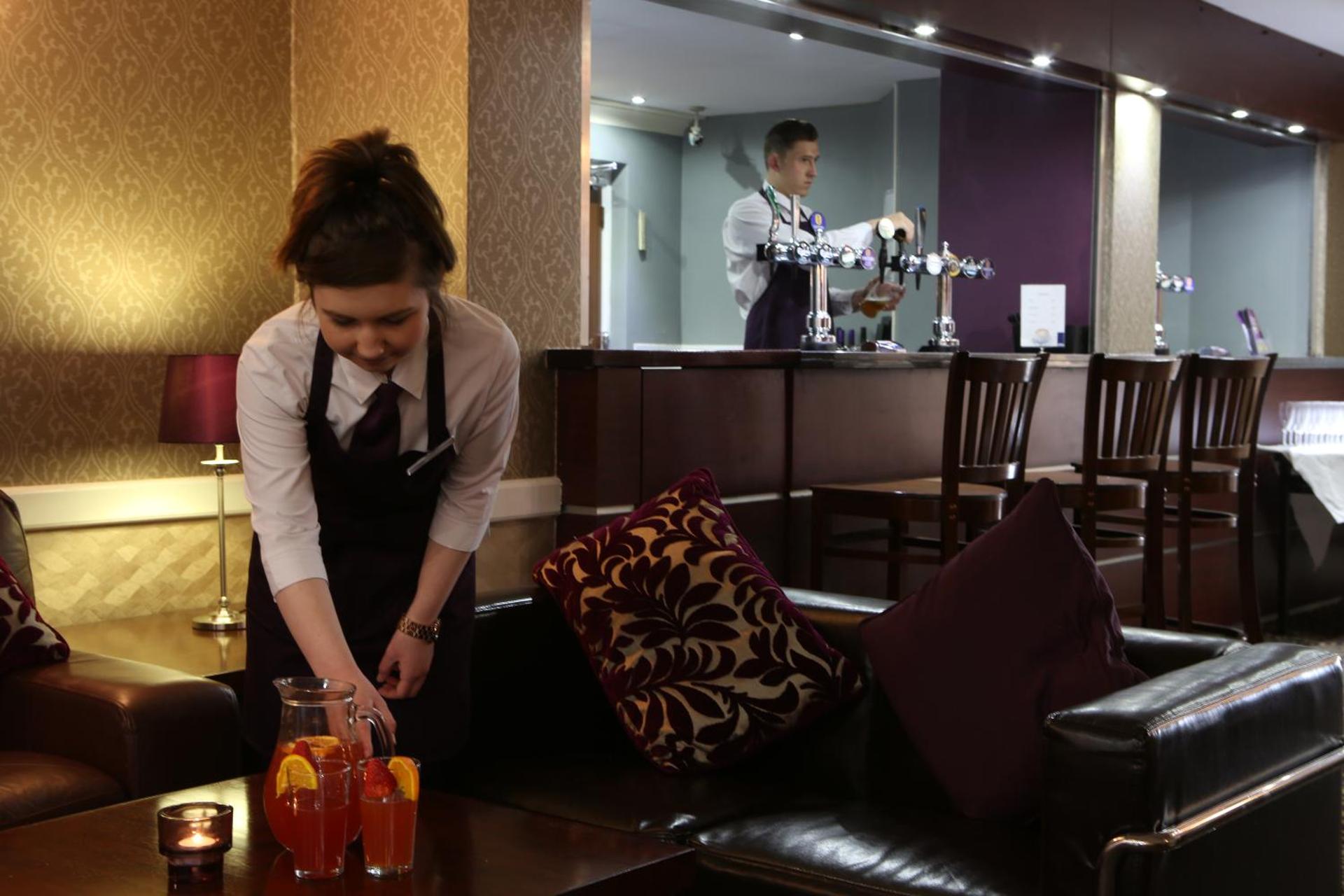 Communal lounge/ TV room