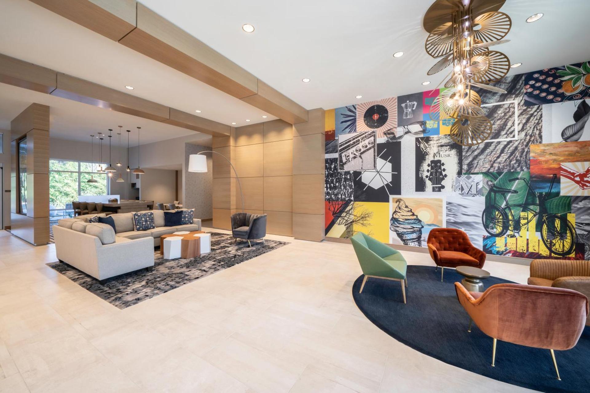 Communal lounge/ TV room