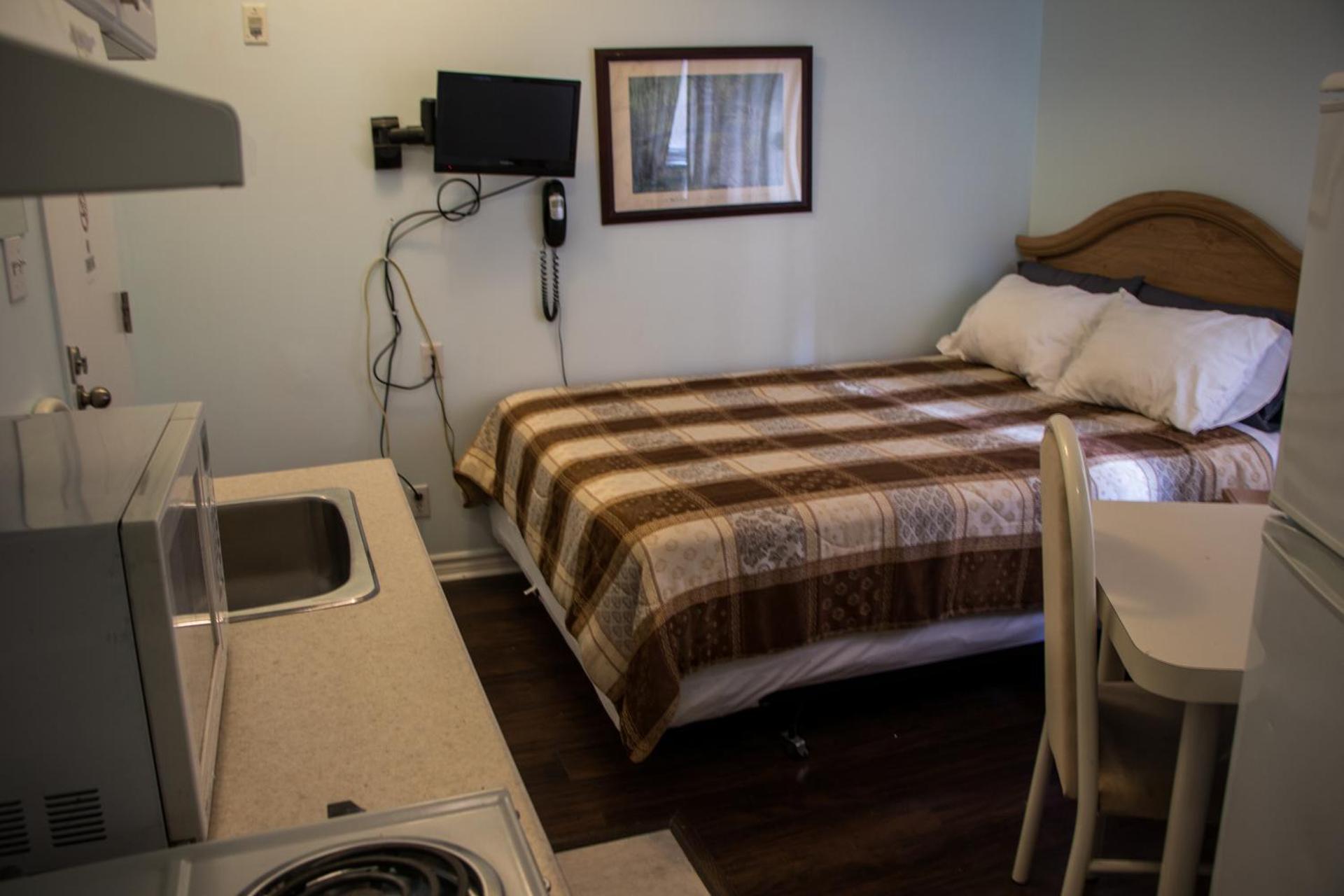 Saint Lawrence Residences and Suites