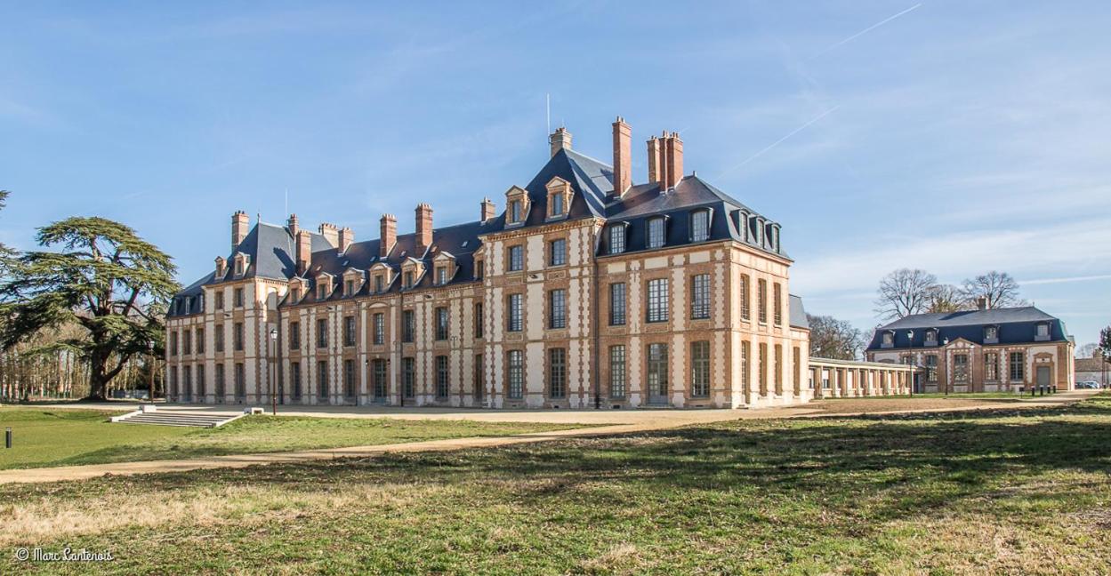 Exceptionnel Château près de Paris