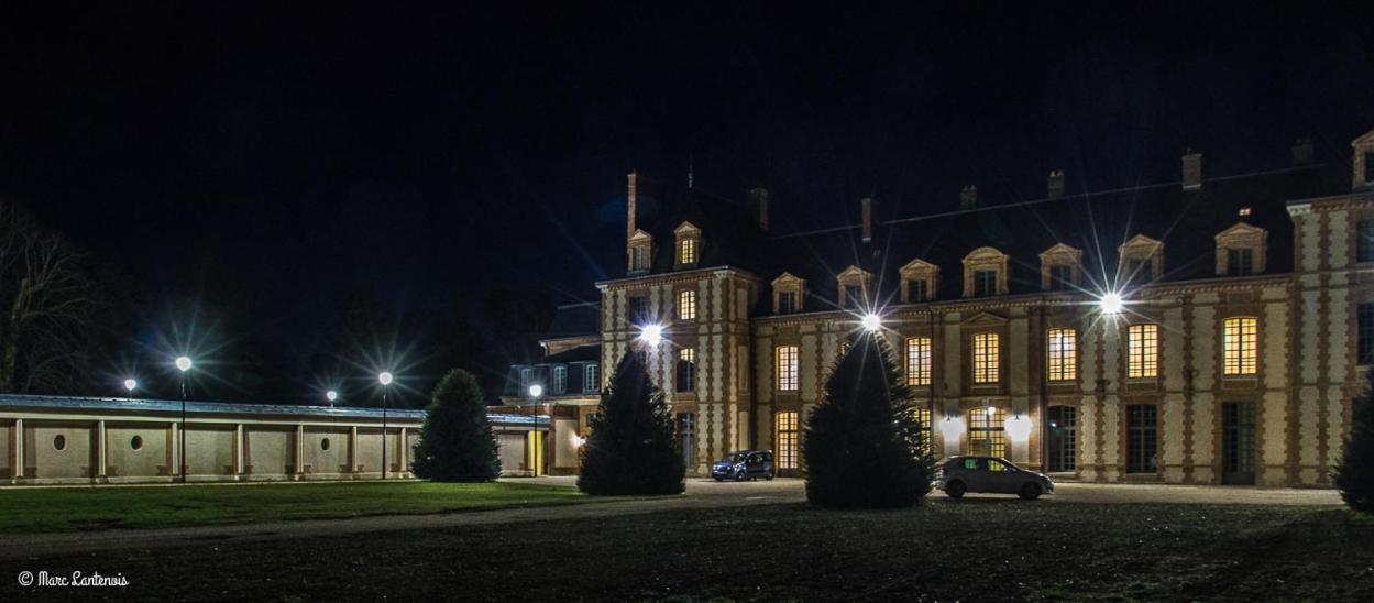 Exceptionnel Château près de Paris