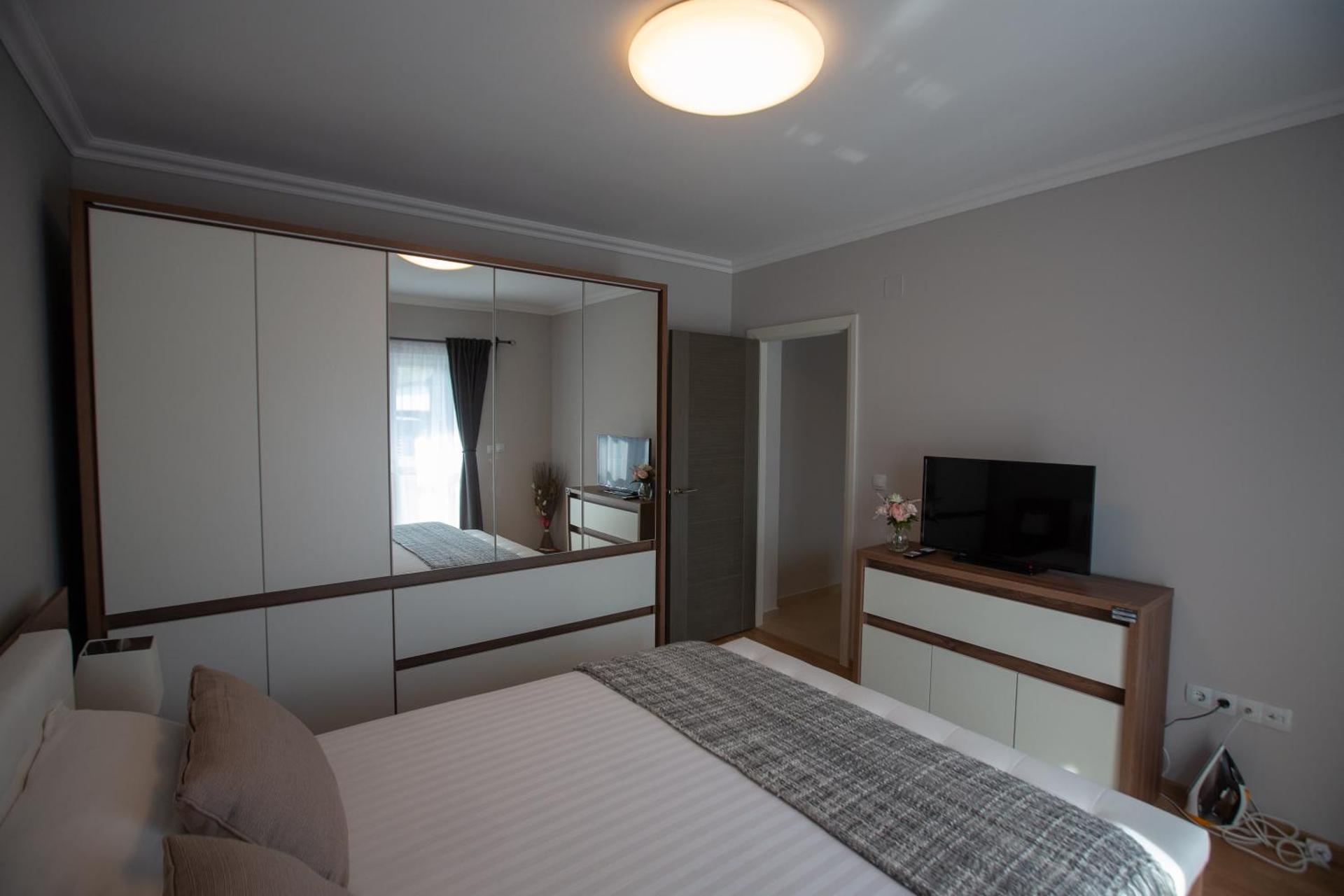 Apartament Saguna
