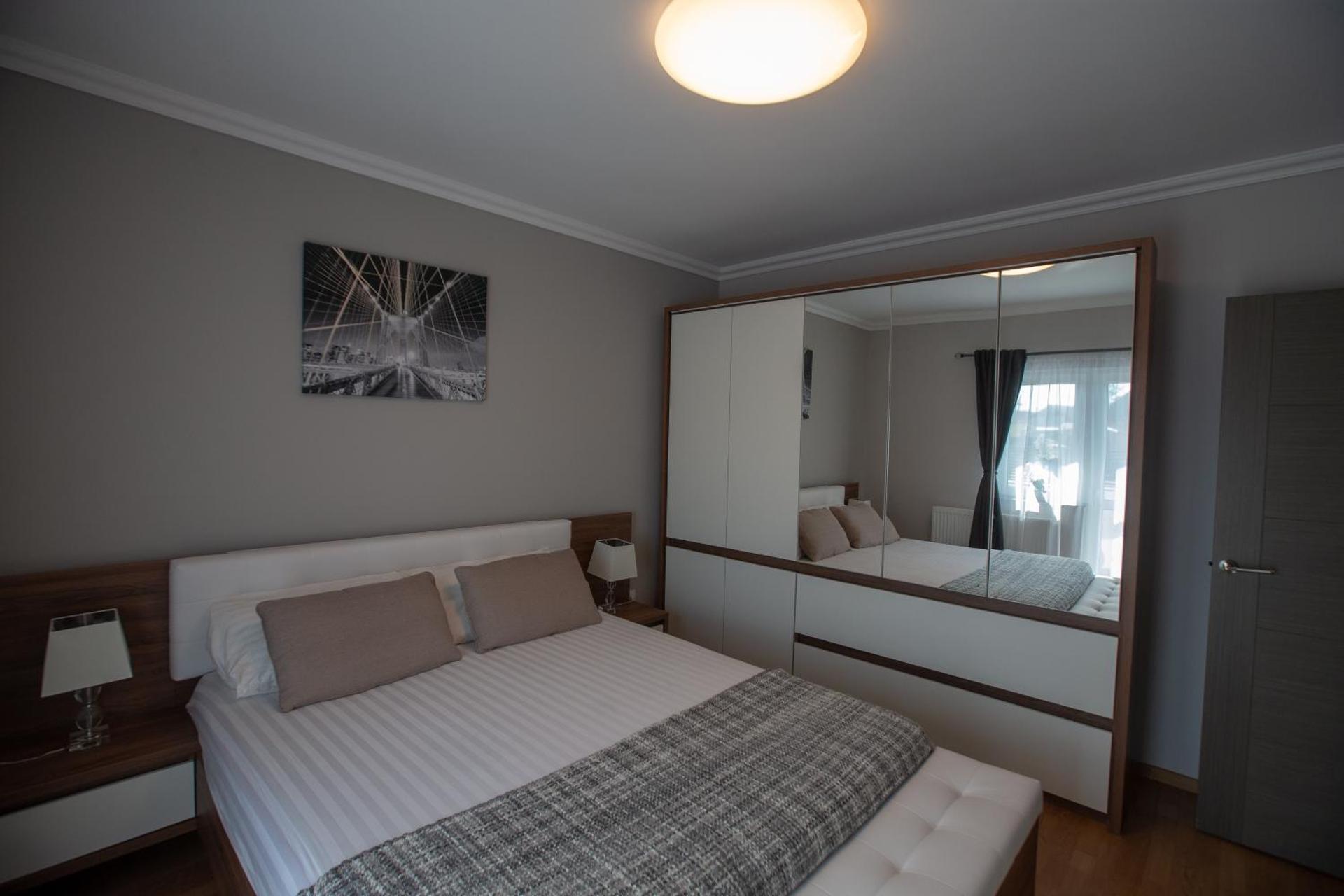 Apartament Saguna