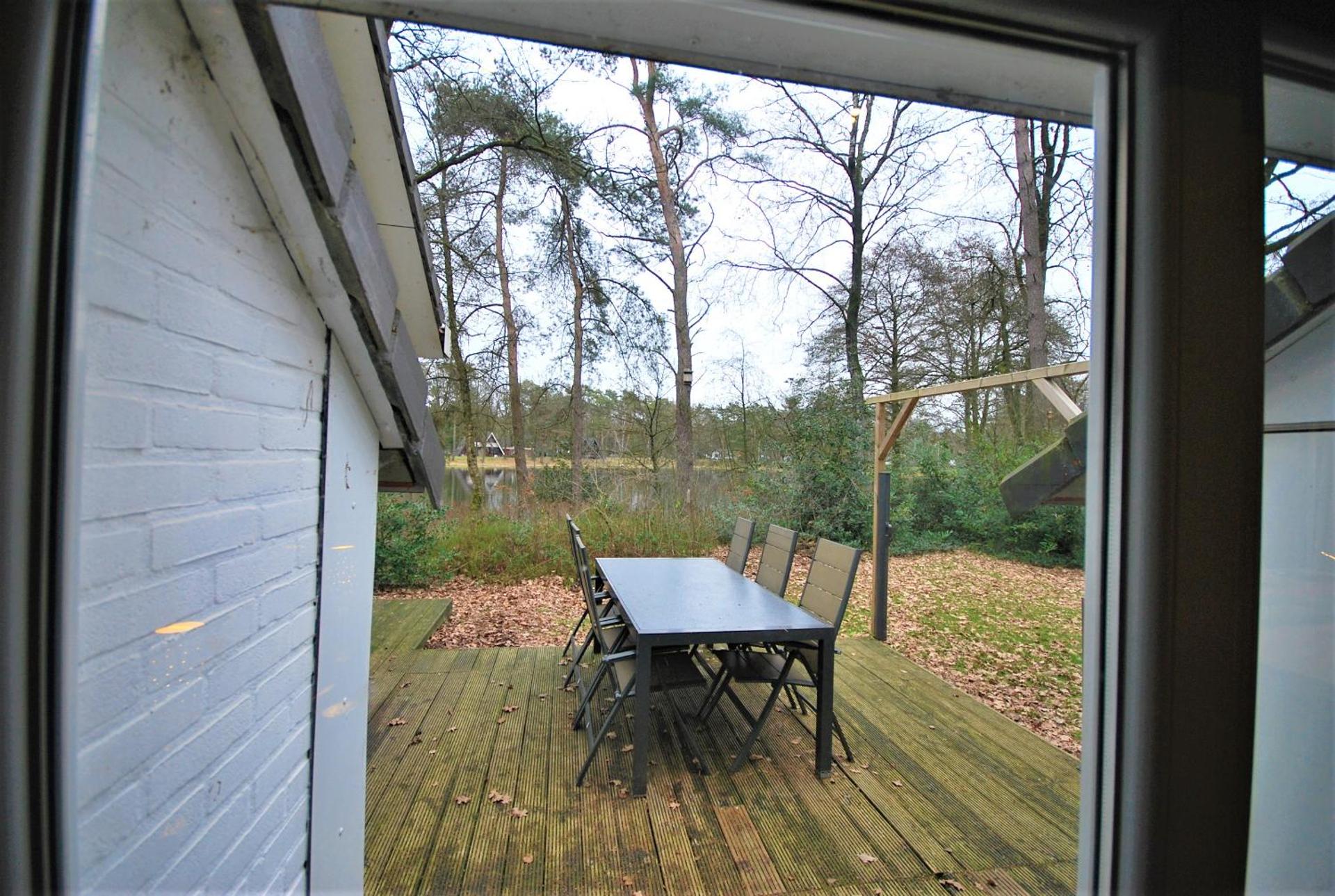 Comfortabele Vrijstaande Bungalow 3