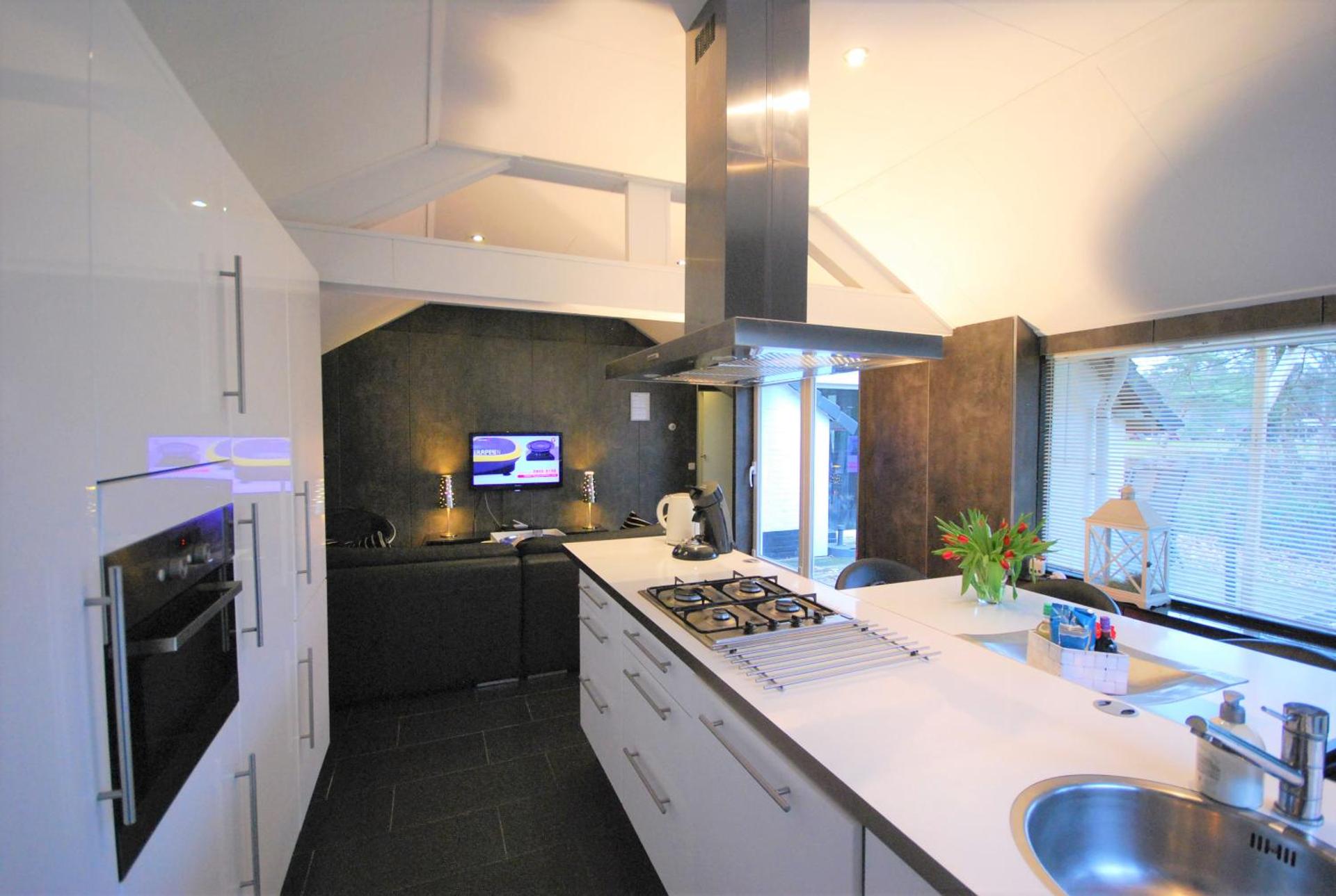 Comfortabele Vrijstaande Bungalow 3