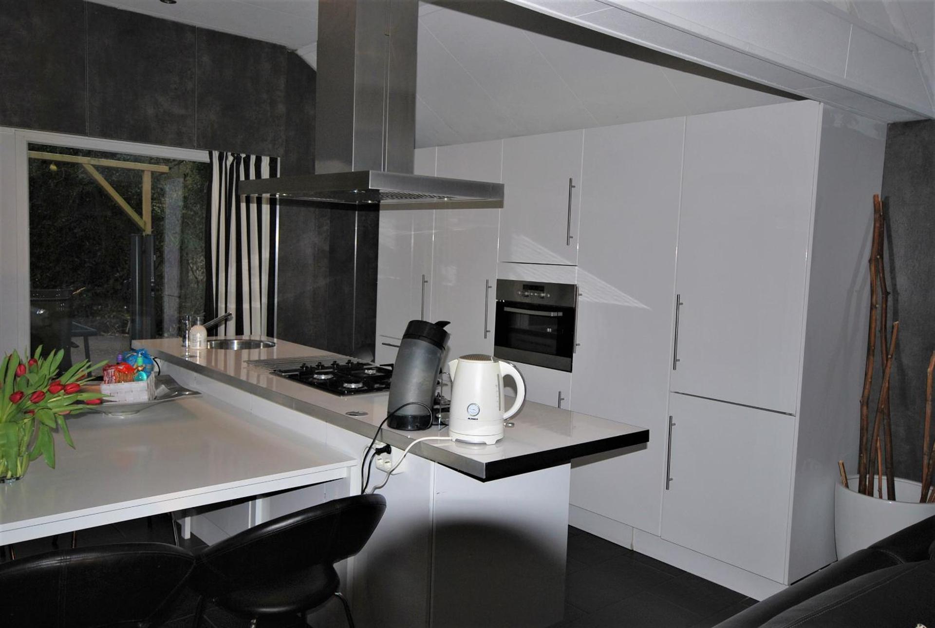 Comfortabele Vrijstaande Bungalow 3