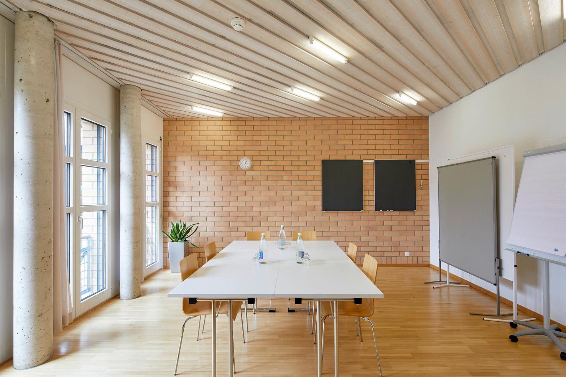 Meeting/conference room