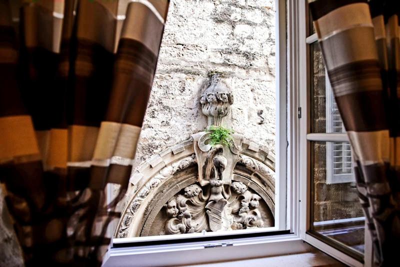 Grand Bedroom Aptm Palace Top Location