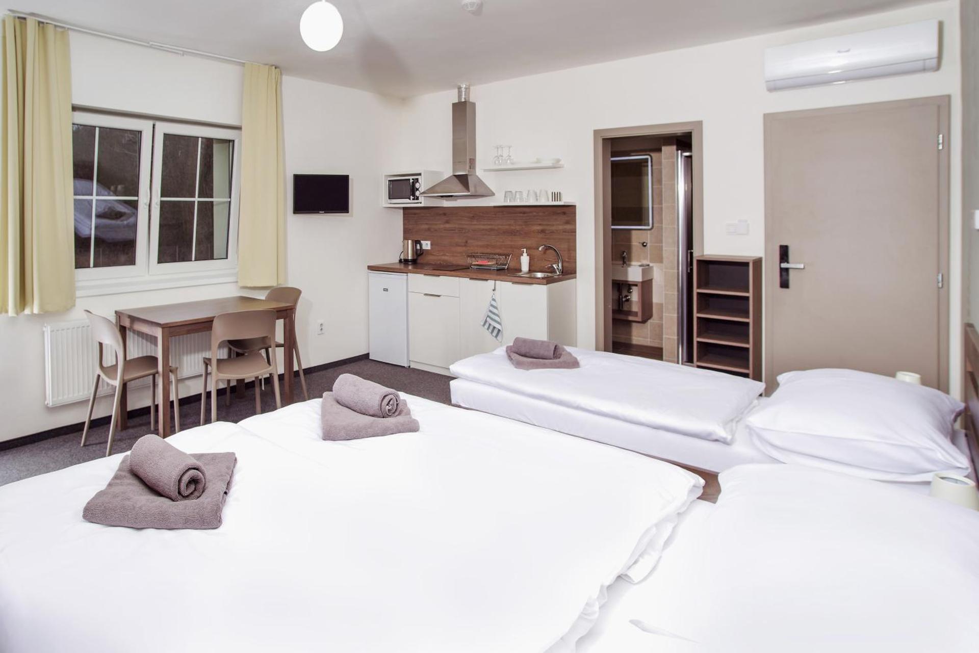 Triple Room with Bathroom