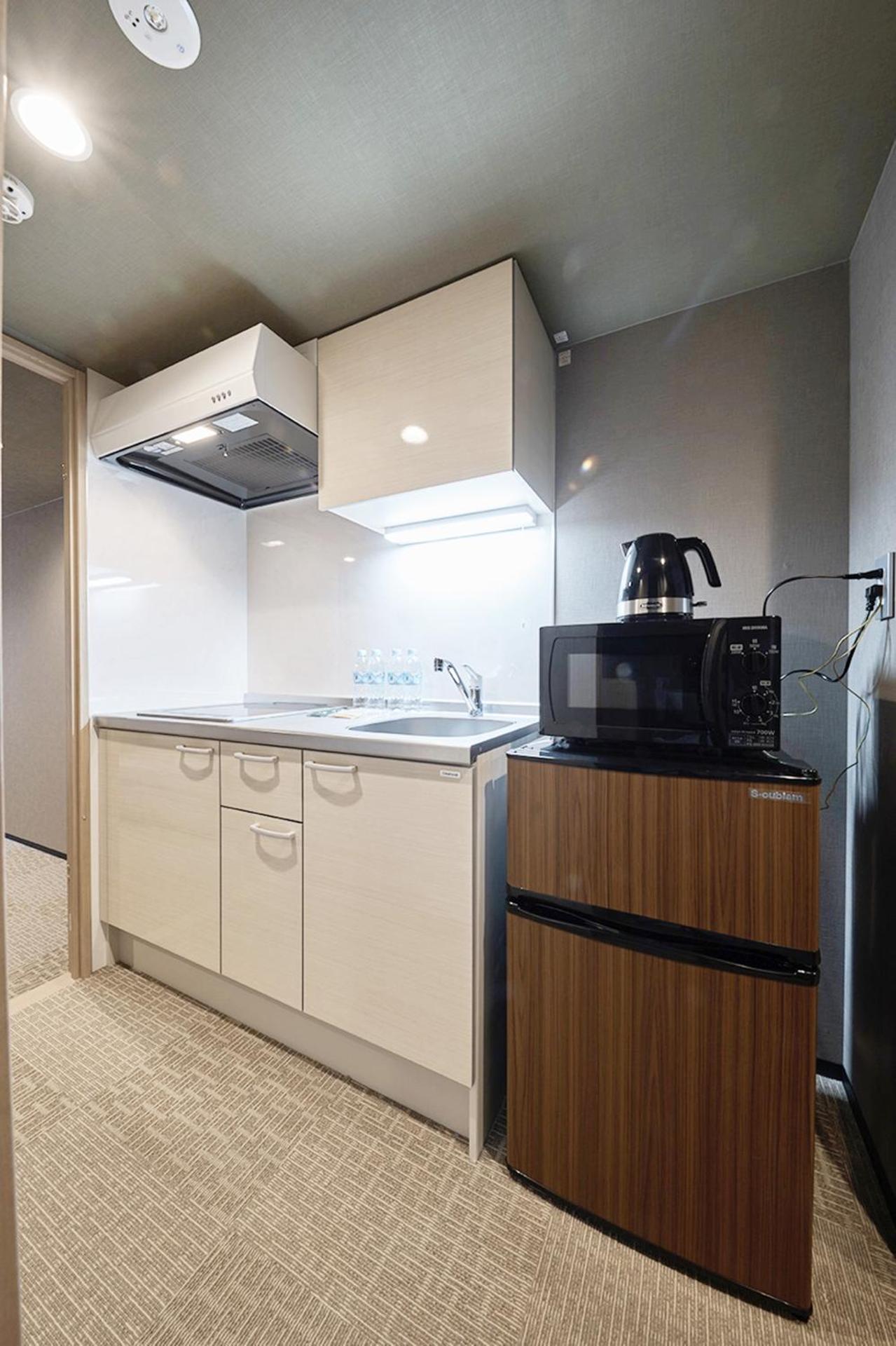 Kitchen or kitchenette