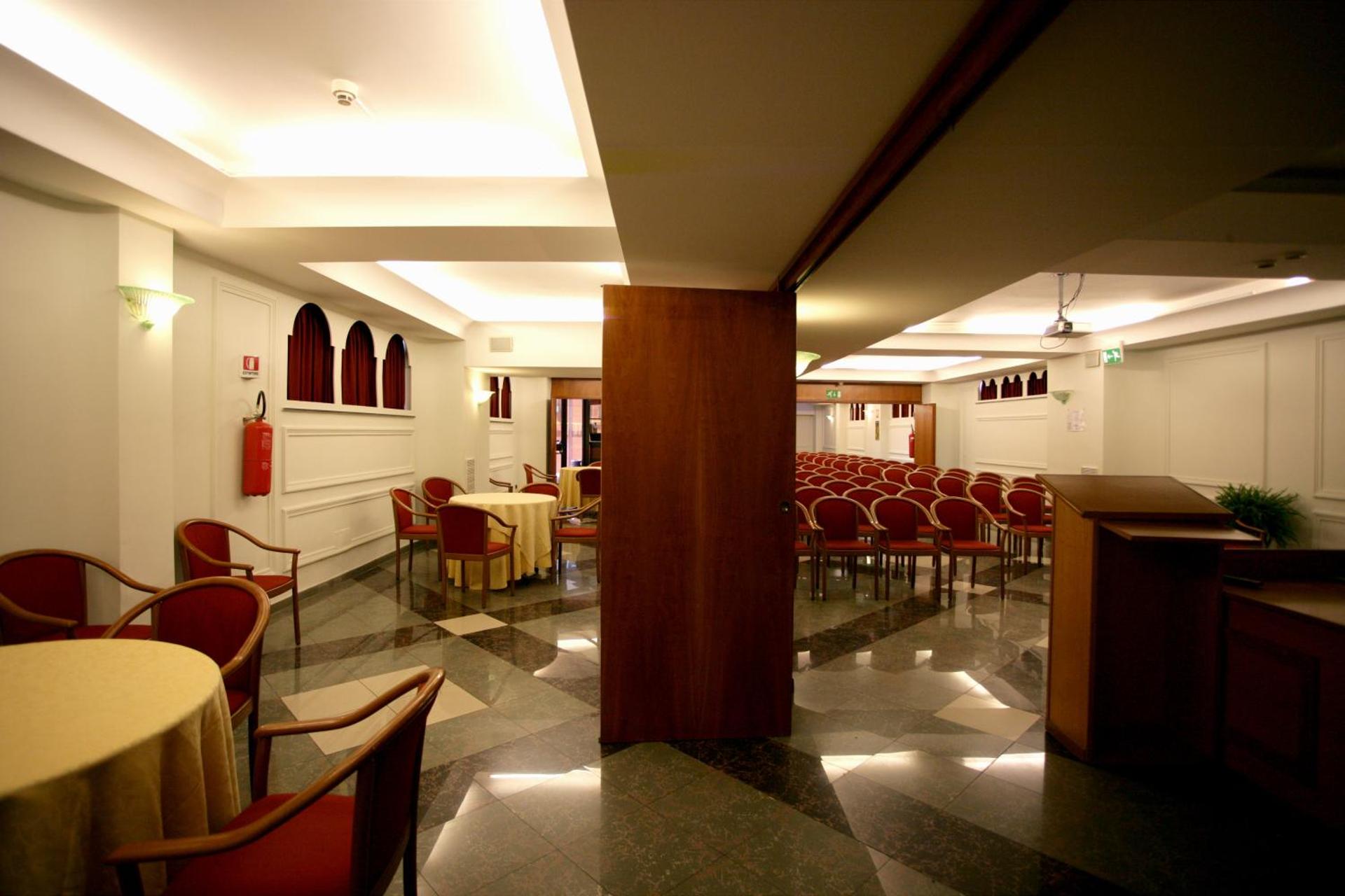 Meeting/conference room