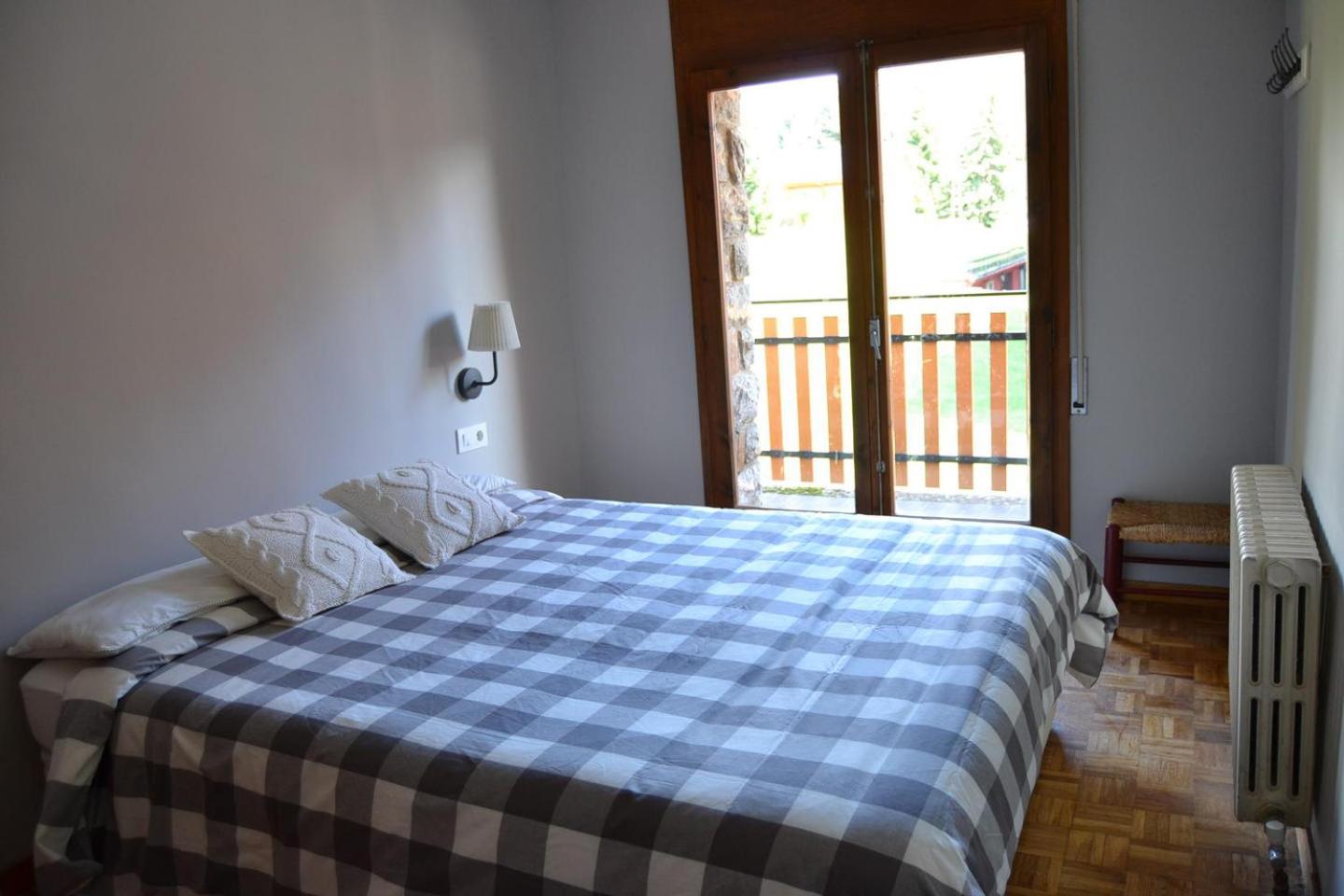 Amplio apartamento con piscina en Llívia