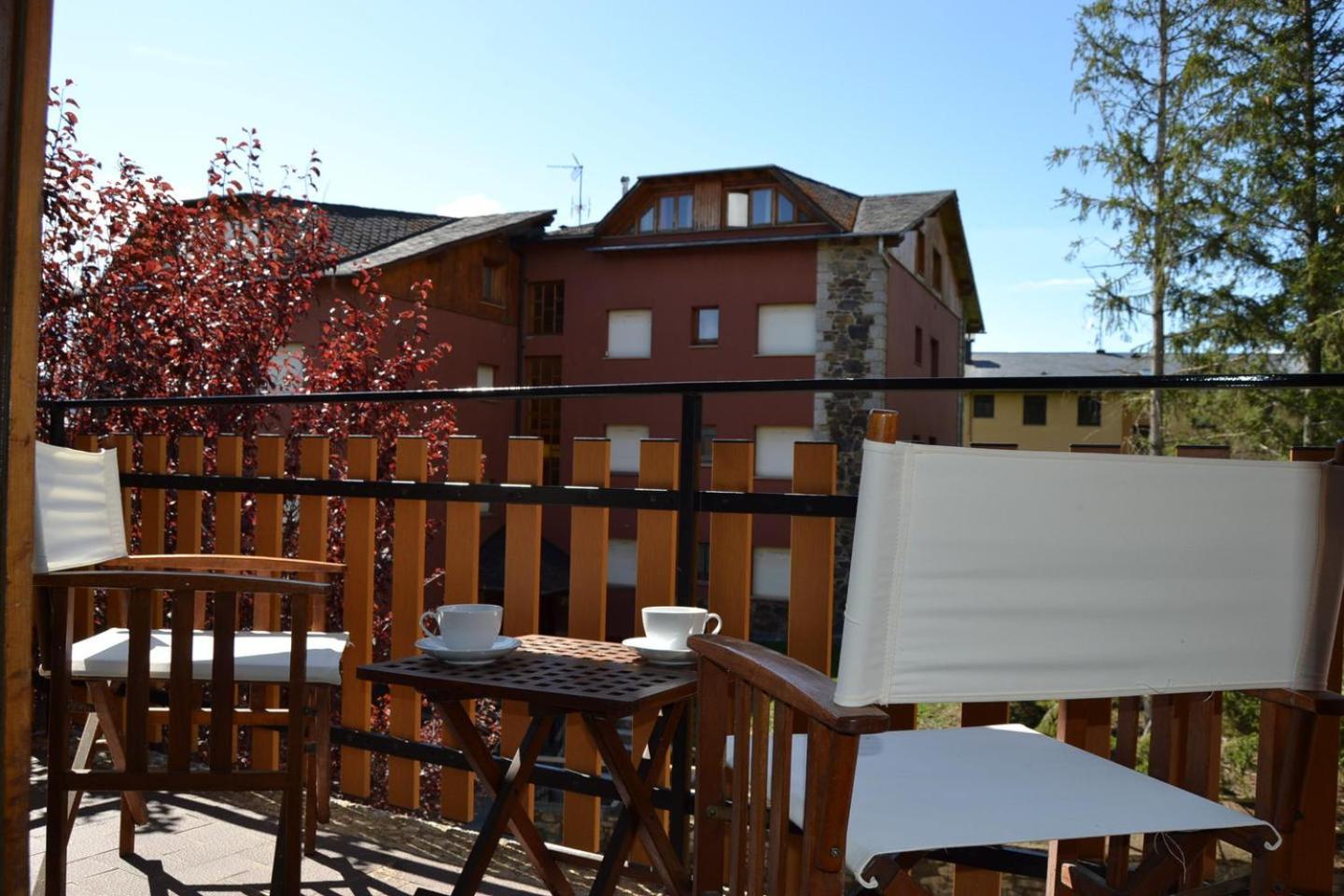 Amplio apartamento con piscina en Llívia