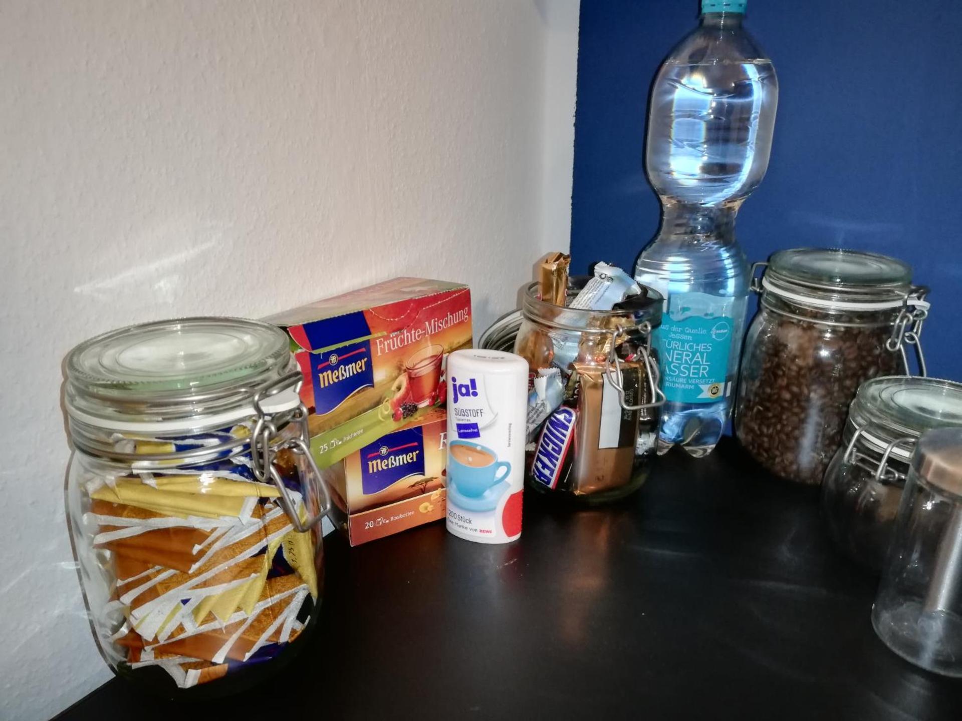 Coffee/tea facilities