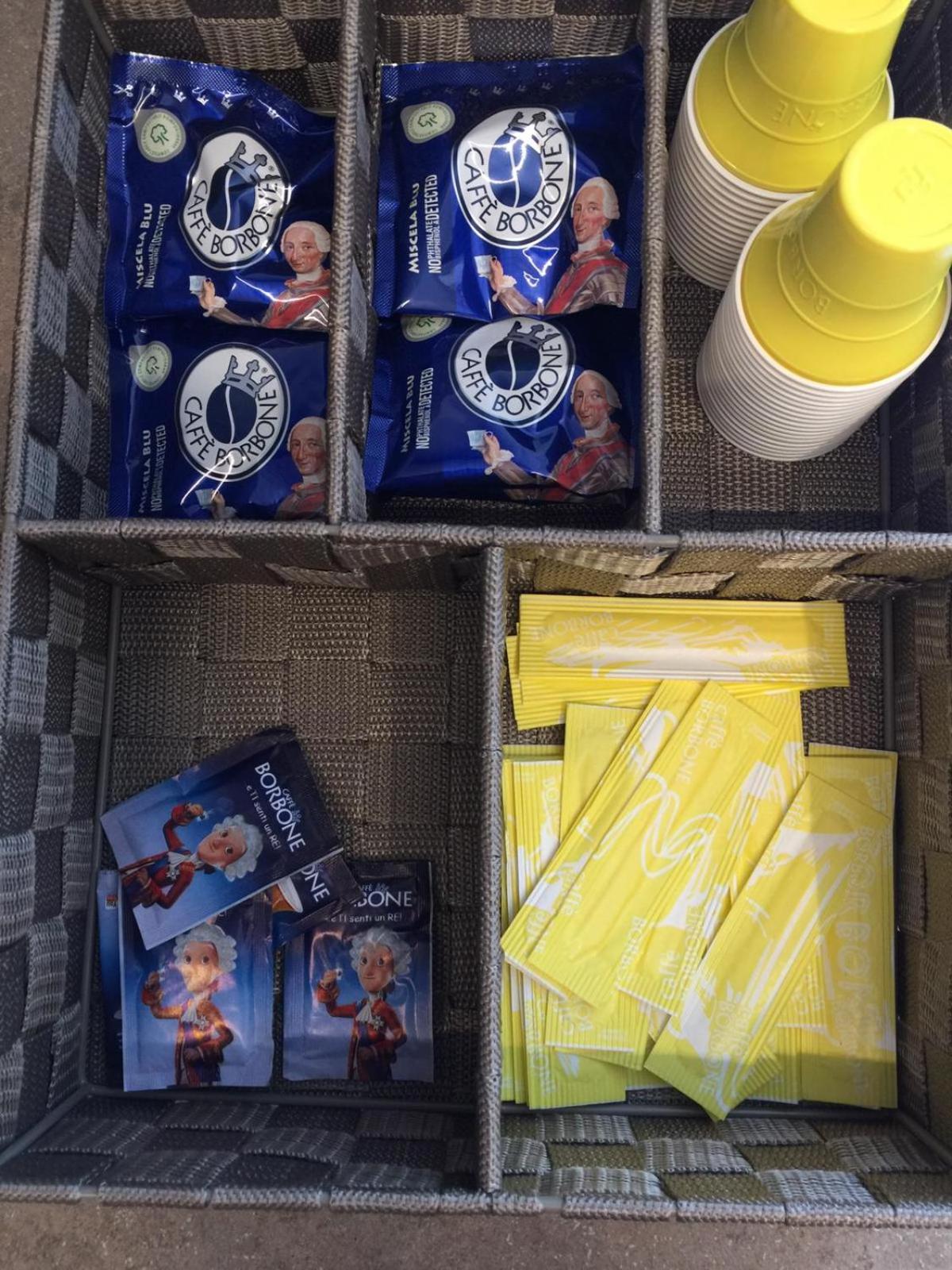 Coffee/tea facilities