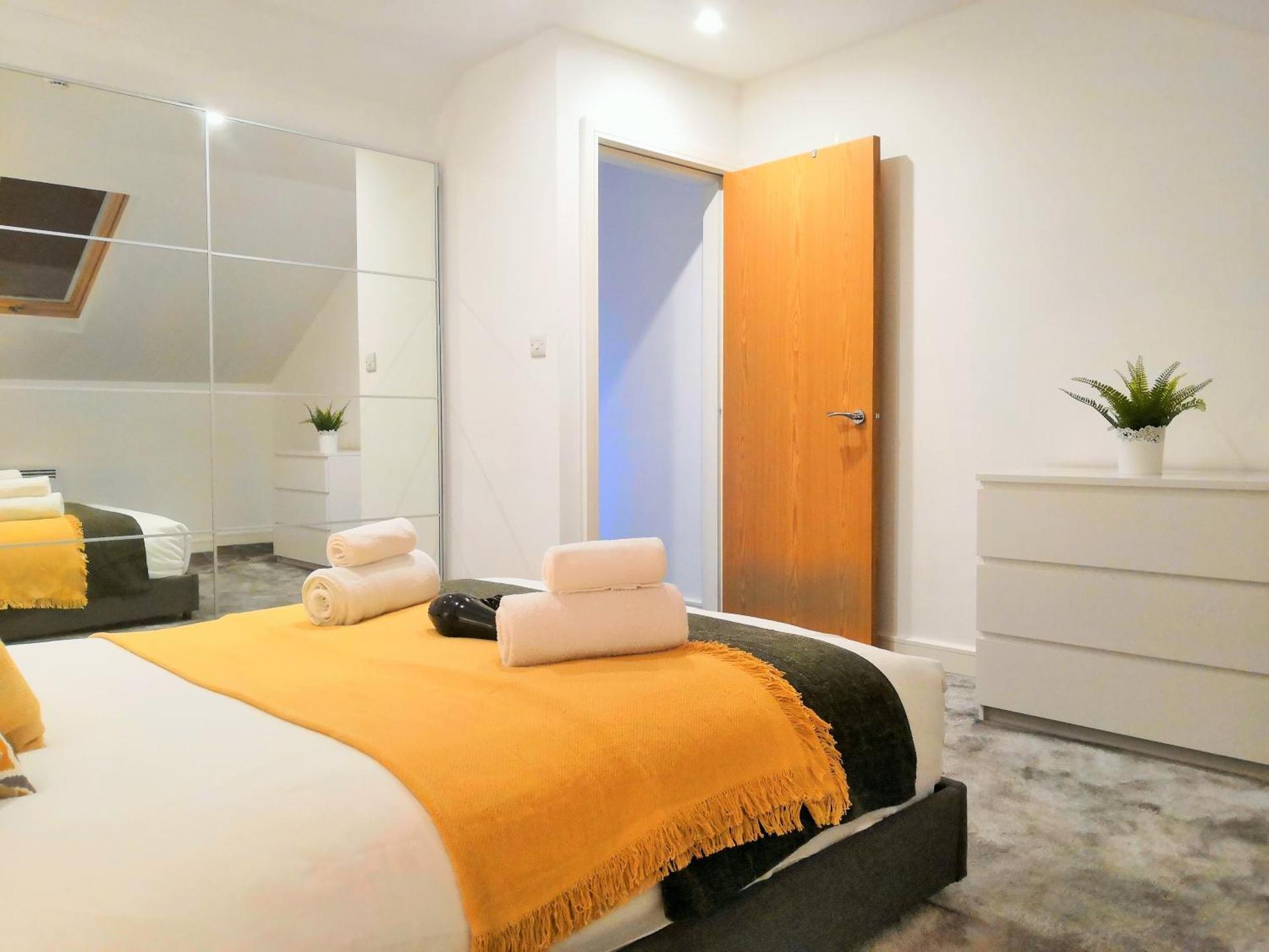 Horse Fair Apartments in Birmingham City Centre by HF Group