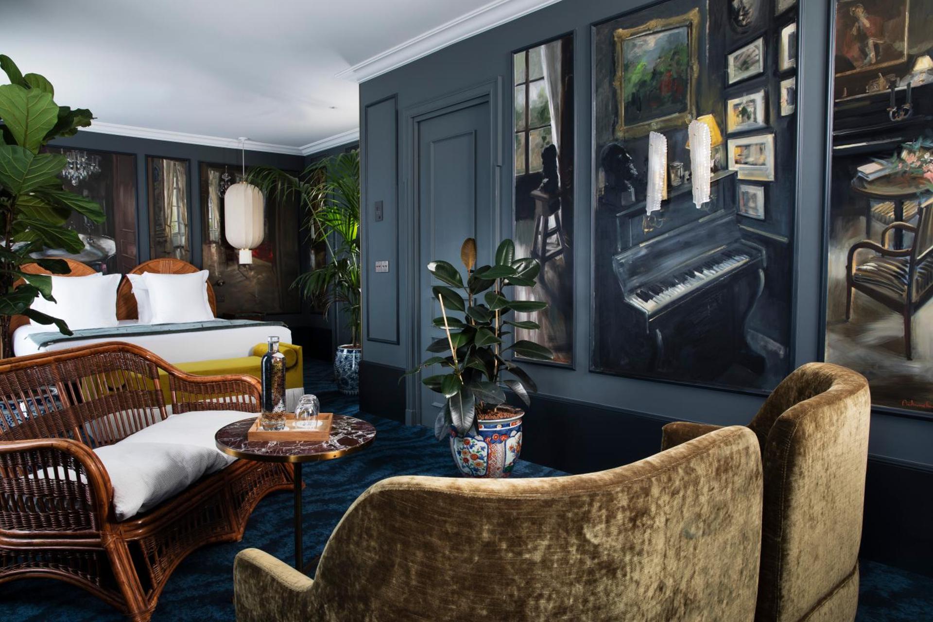 Photo of the whole room