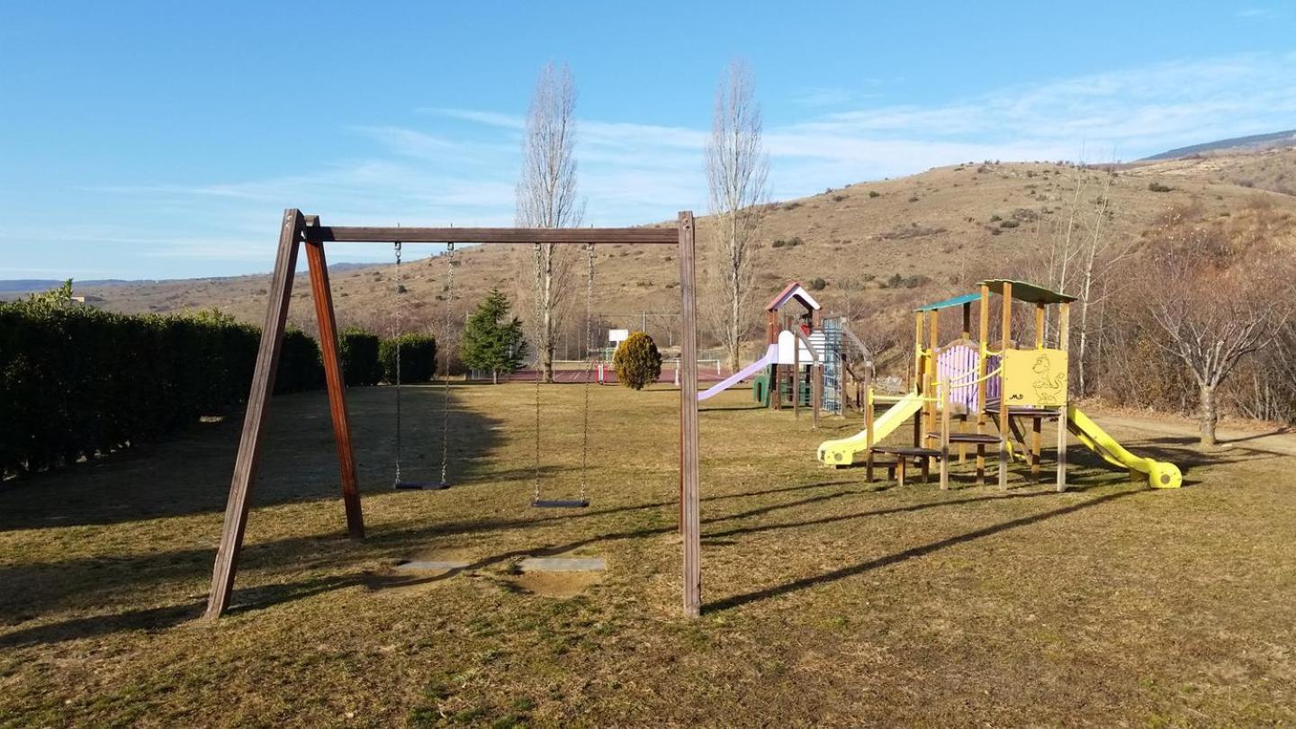 Casa adosada ideal familias en GER-PLETA DE SAGA