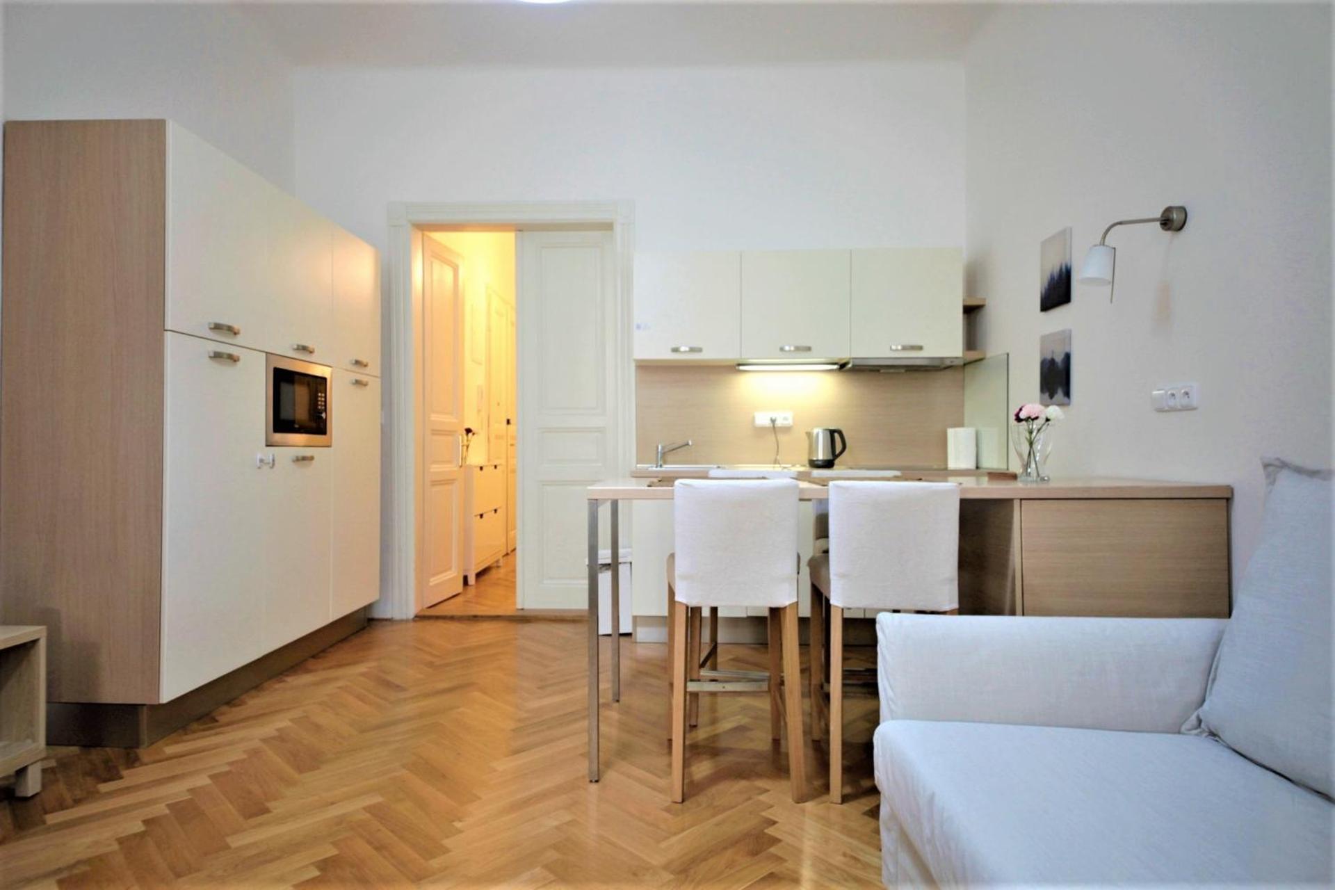 City Castle Aparthotel