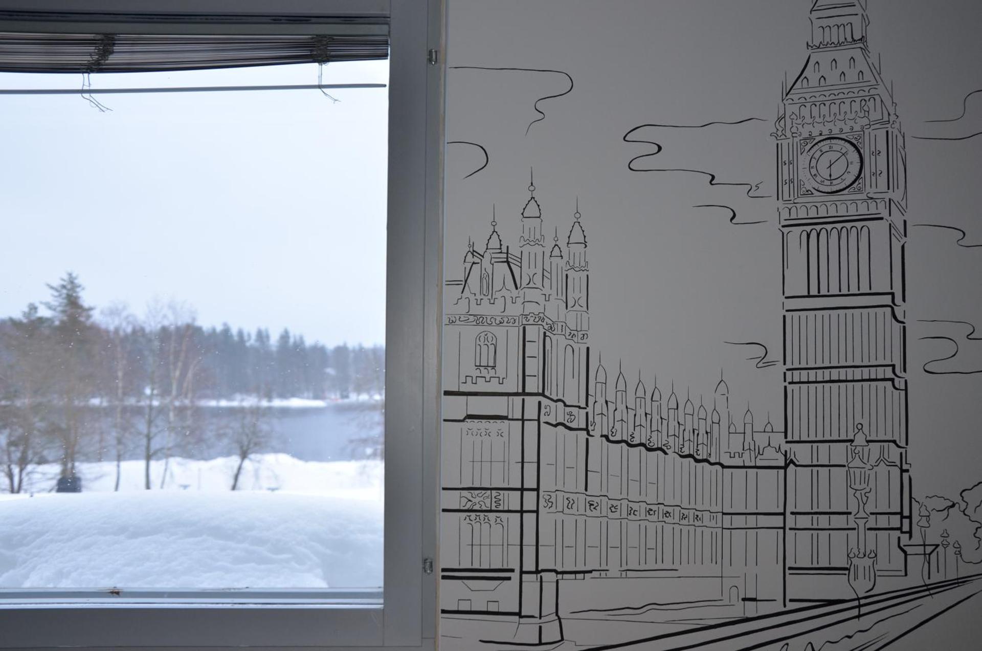 Family Room with Lake View