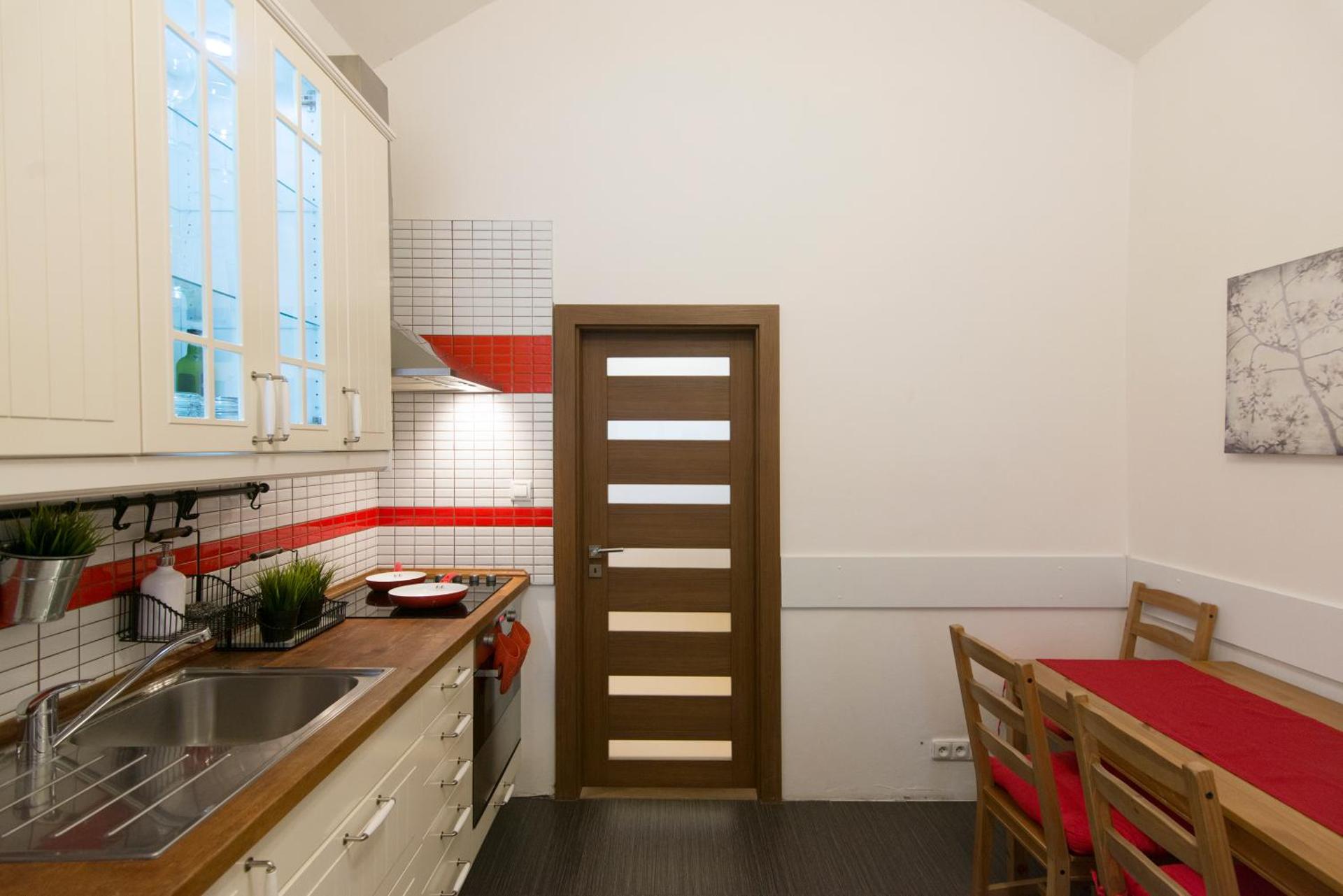 Kitchen or kitchenette