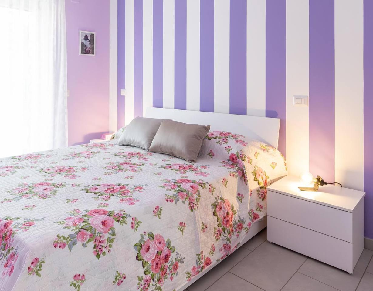 Il Sopracciglio Suites - Pink Apartment
