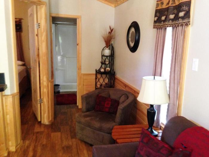 Cottage - 4 People - No Pets