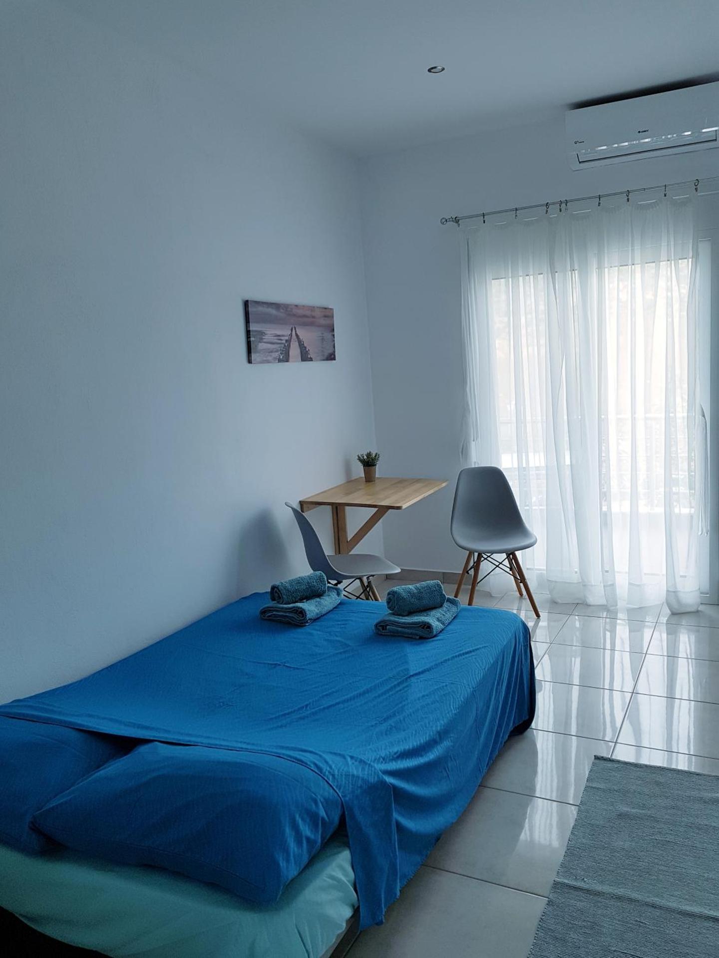 Doukas Apartments & Studios