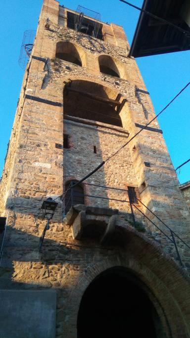 Sunrise In The Castle