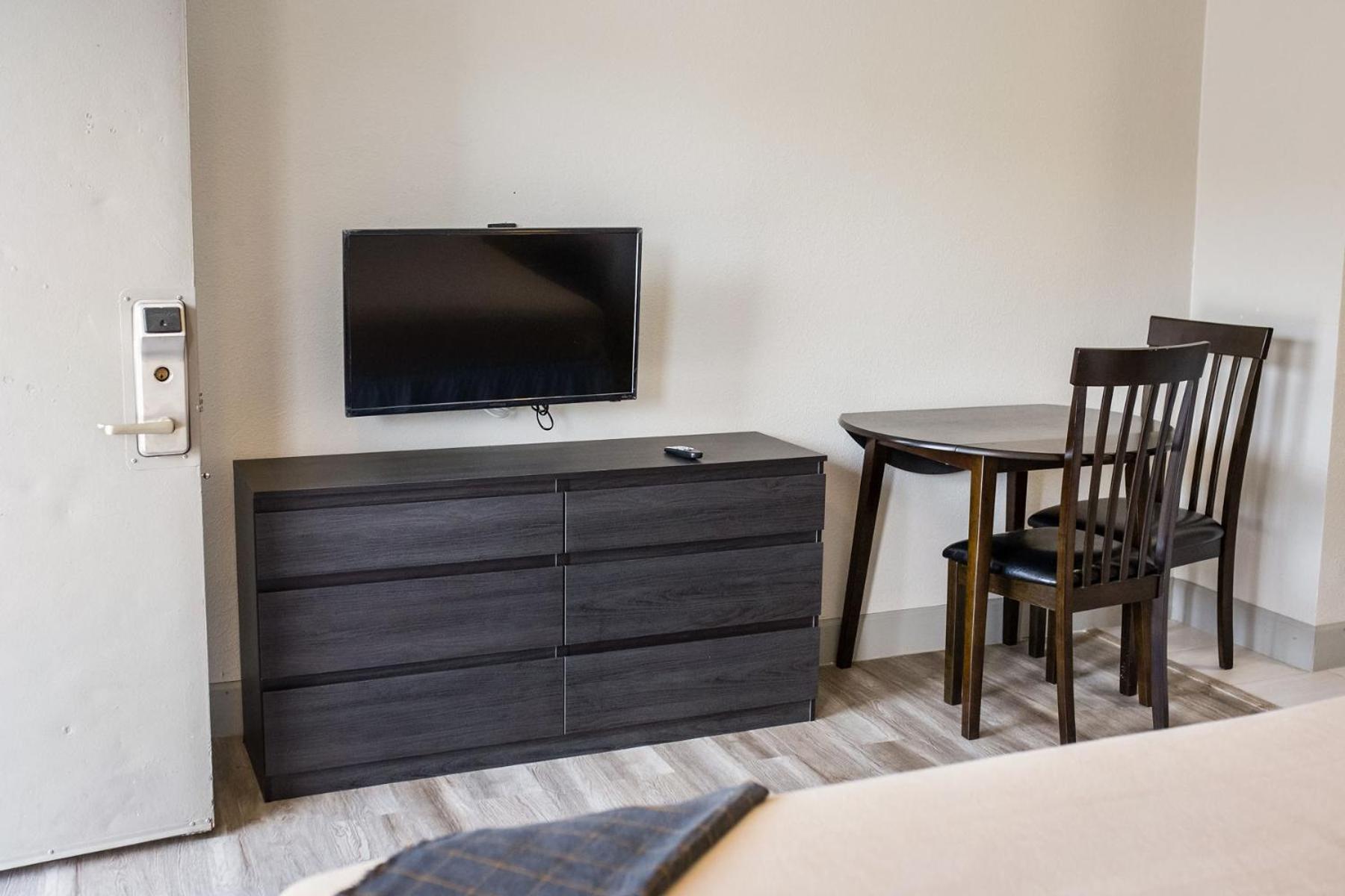 Harmony Inn and Suites