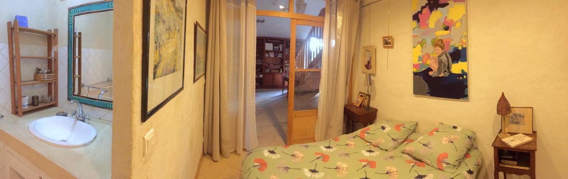 Photo of the whole room