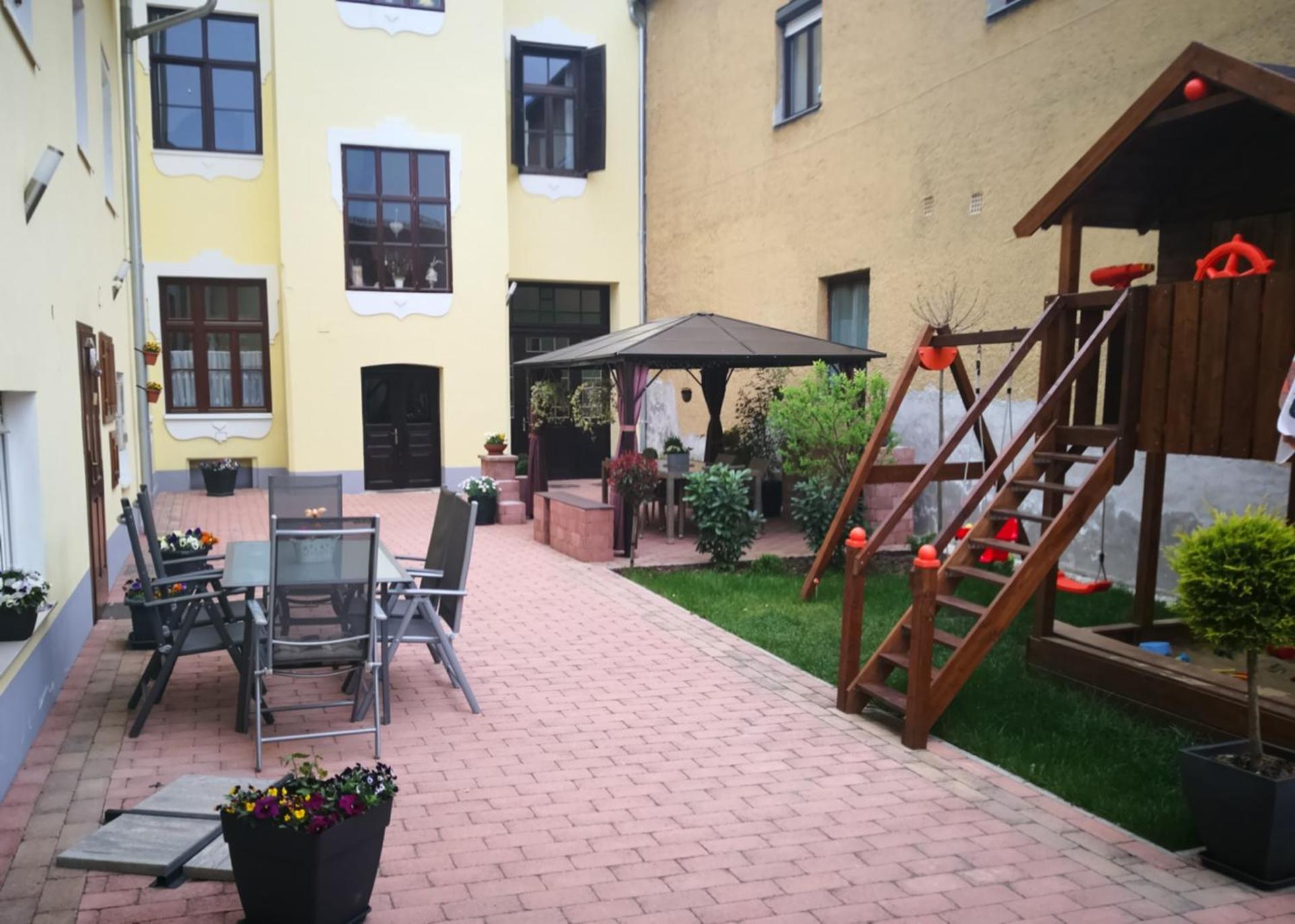 Korzó Apartman
