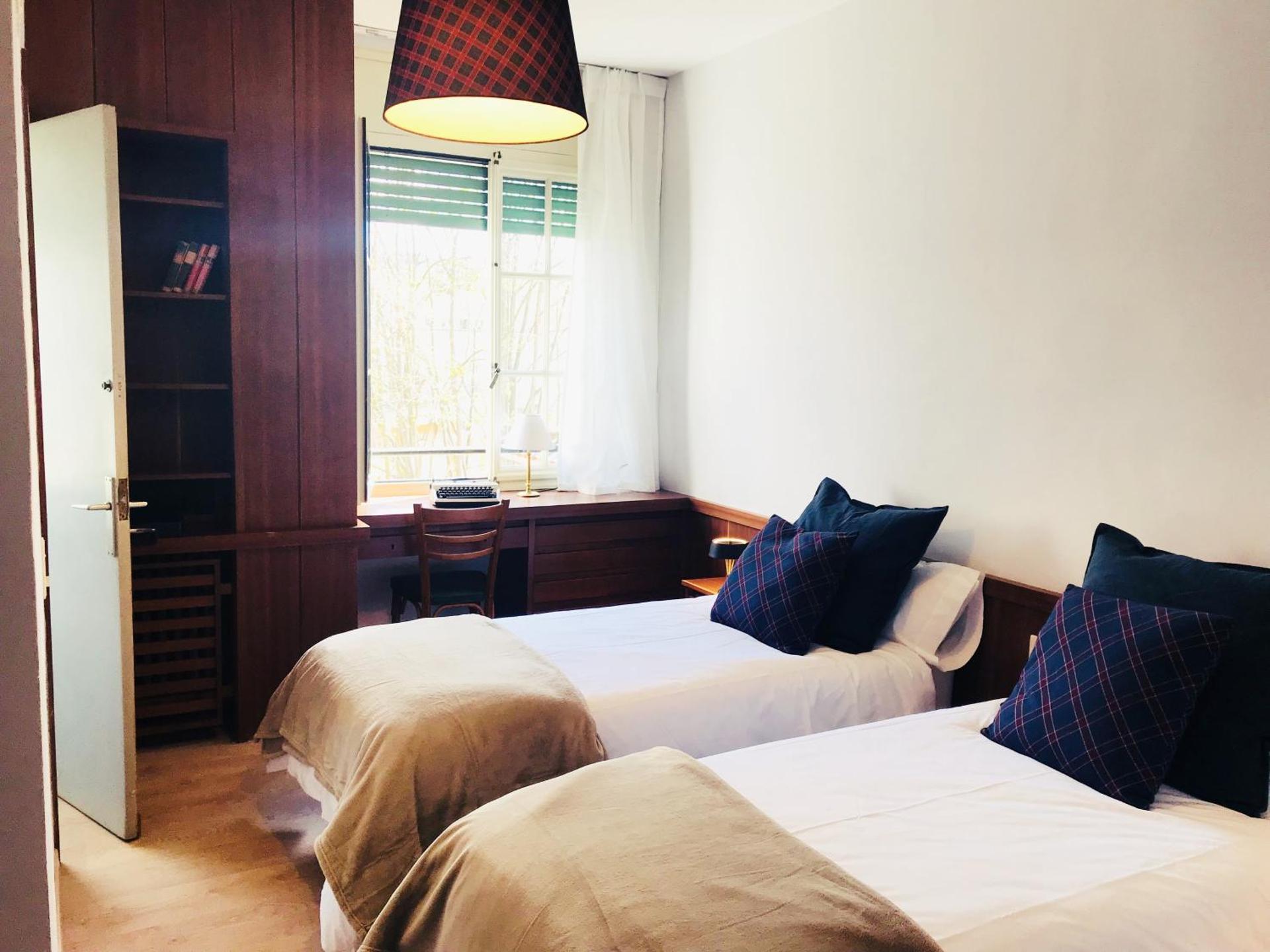 Photo of the whole room