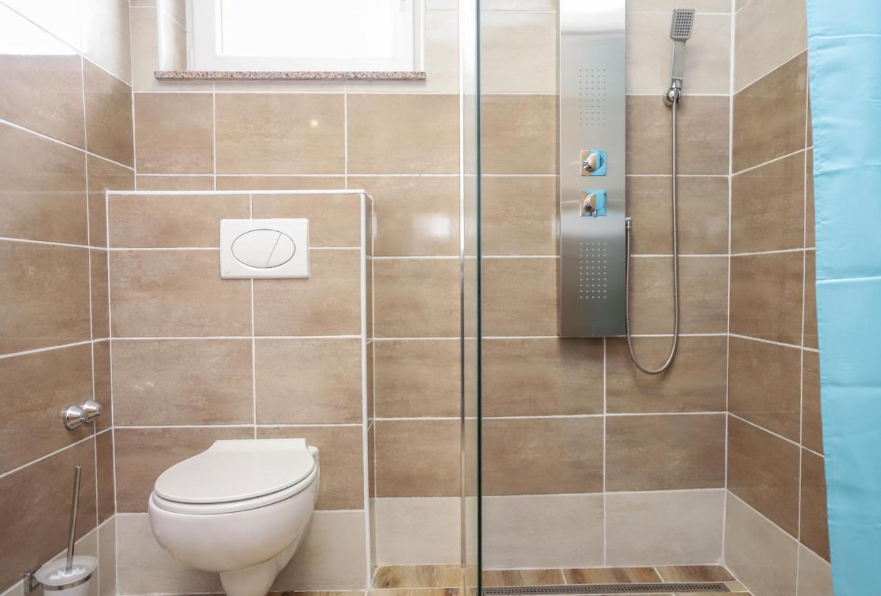 Double or Twin Room with Private Bathroom