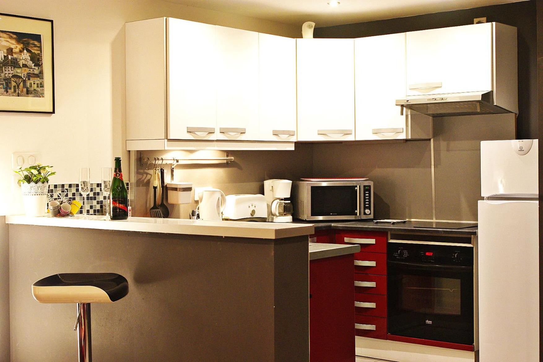 Kitchen or kitchenette