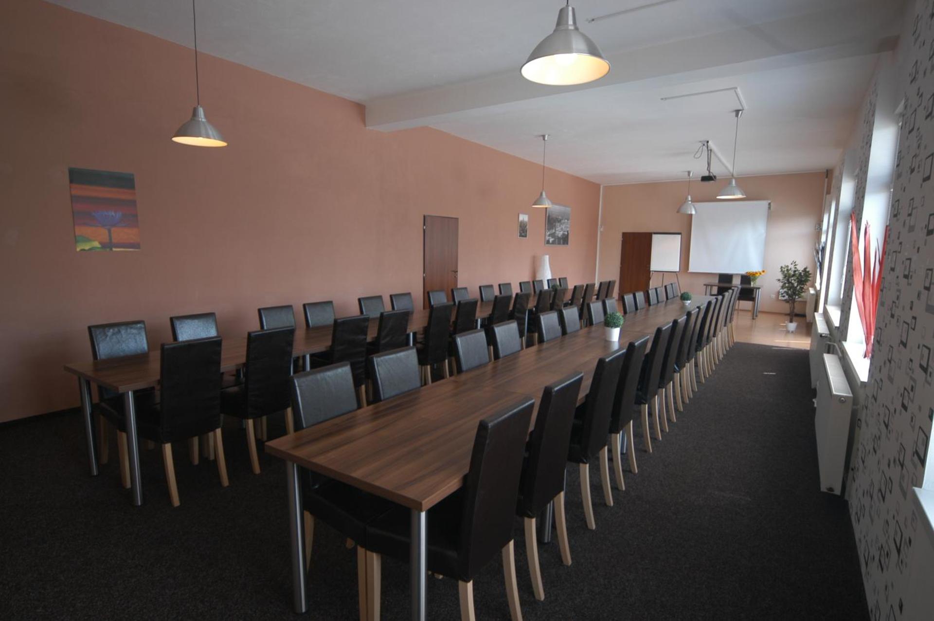 Meeting/conference room
