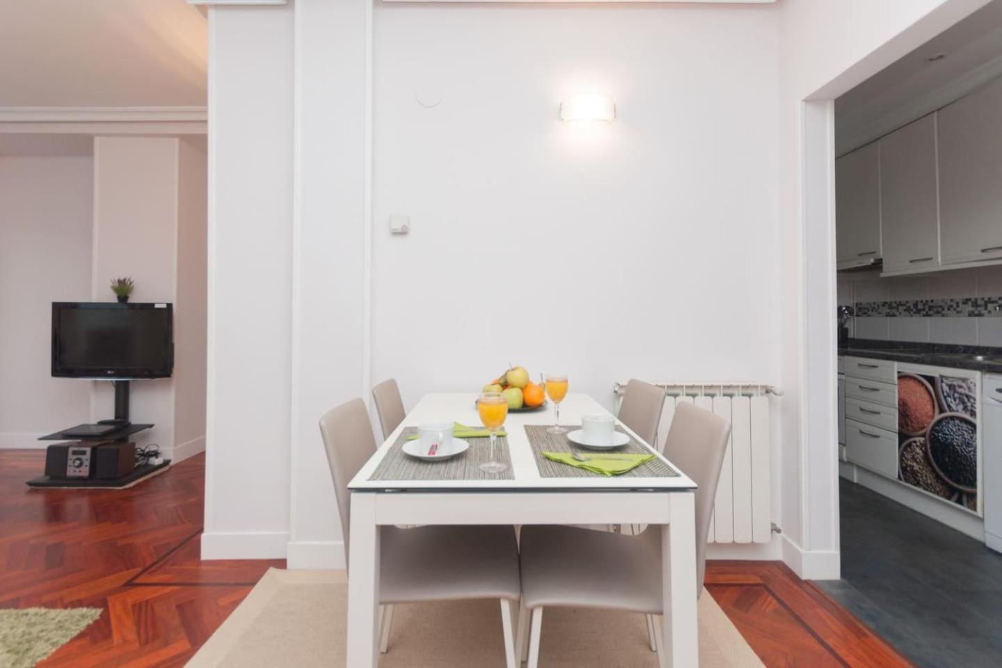 Attic+views+terrace+parking