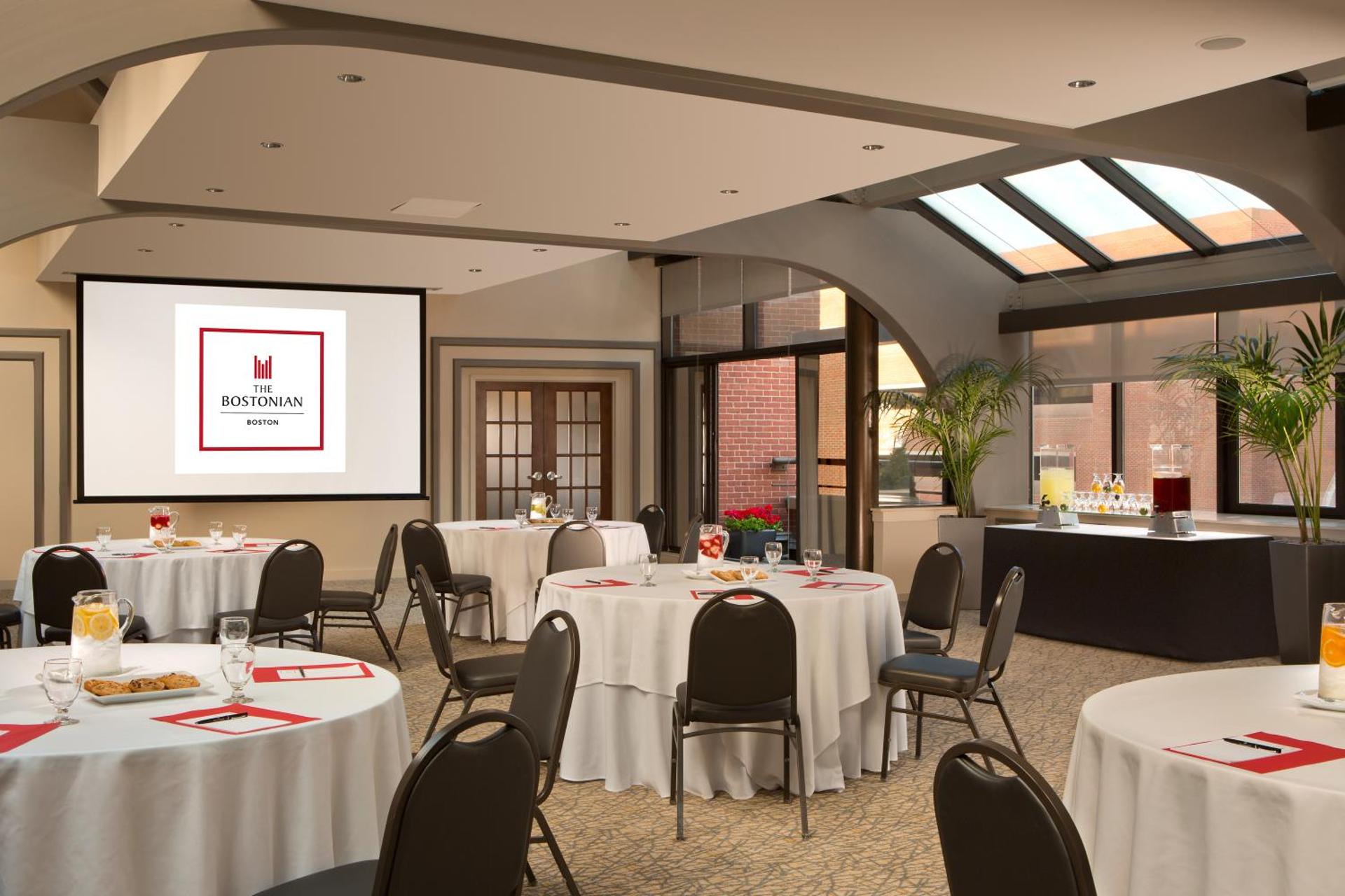 Meeting/conference room