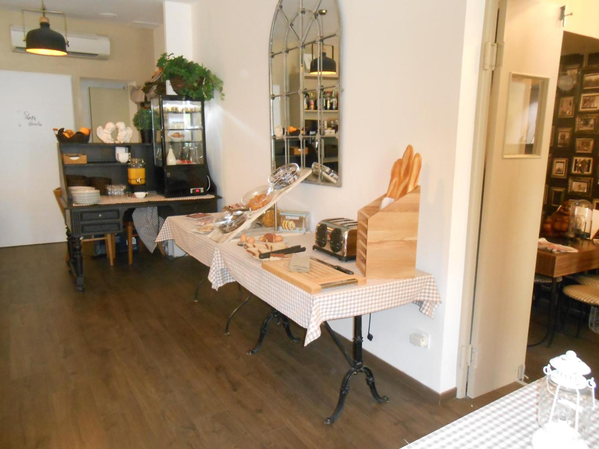 Hôtel-Restaurant "Chez Carrière"