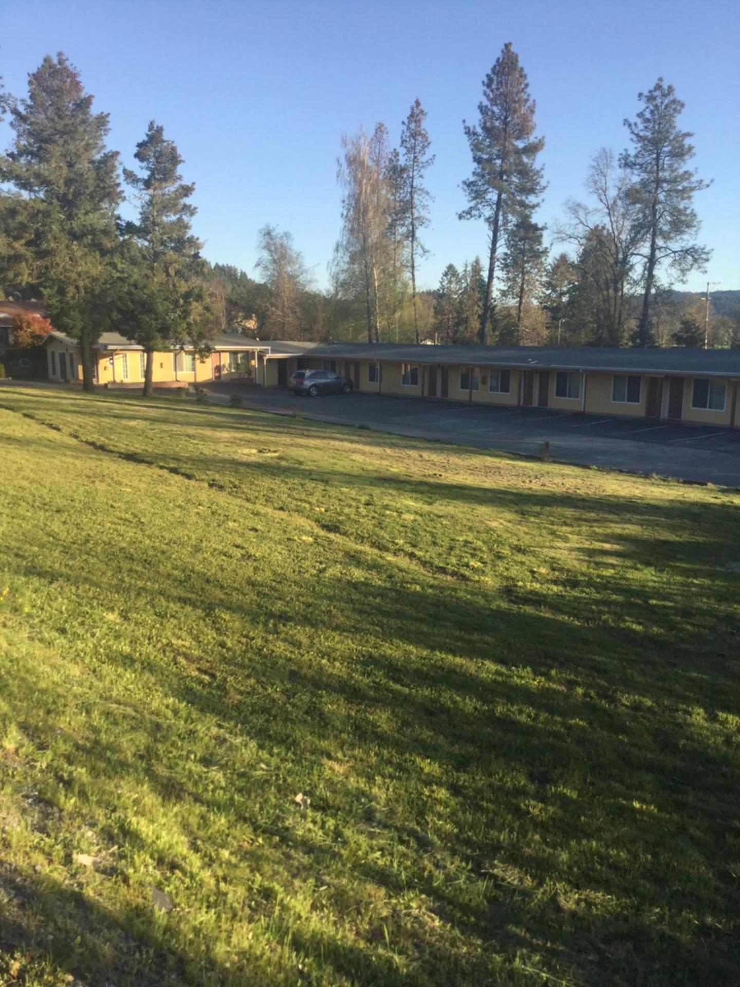 Budget Inn - Laytonville