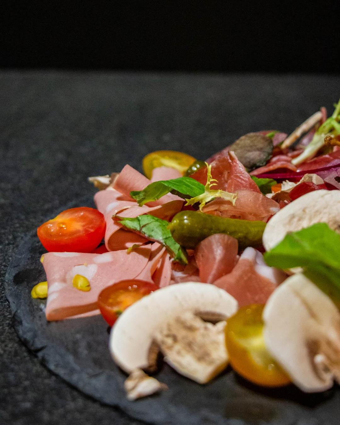 Le Safari Hotel Restaurant