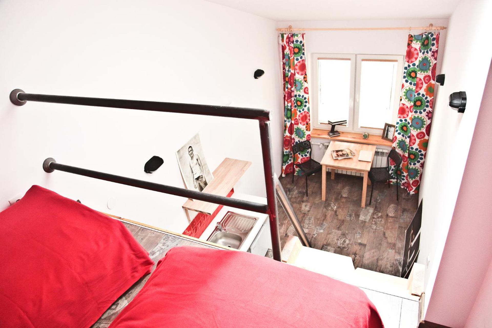 Photo of the whole room