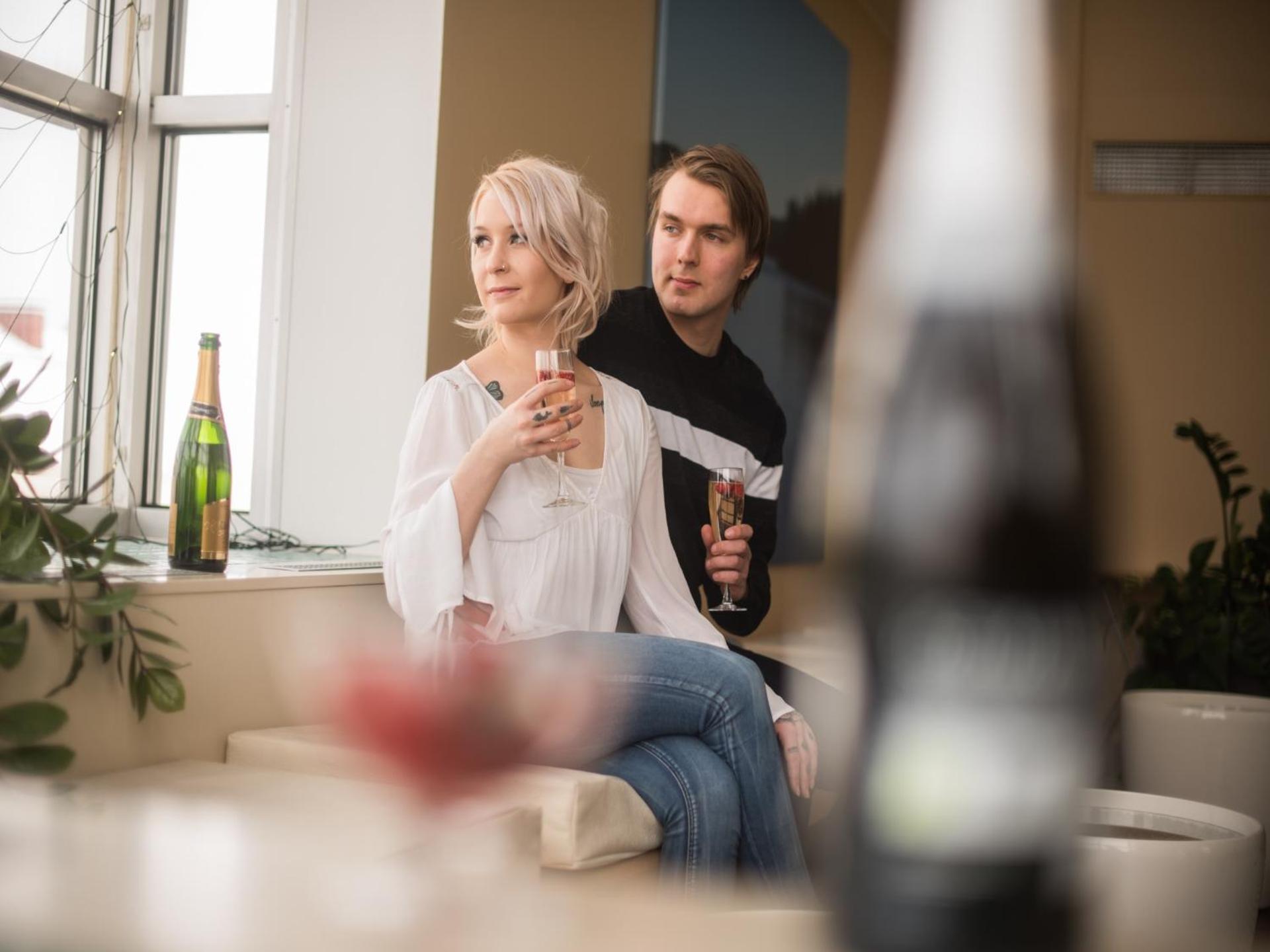 Communal lounge/ TV room