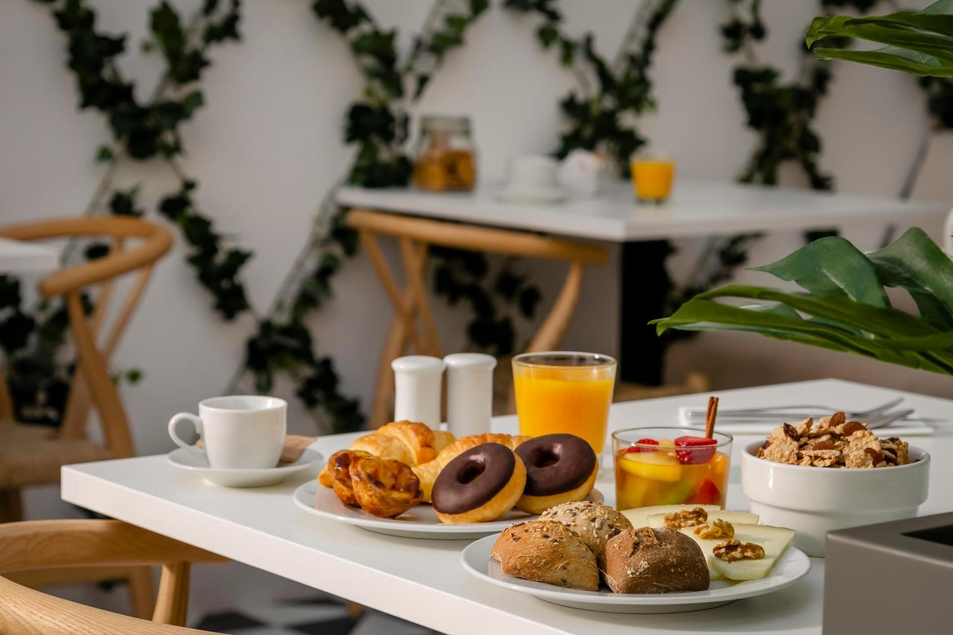 Continental breakfast